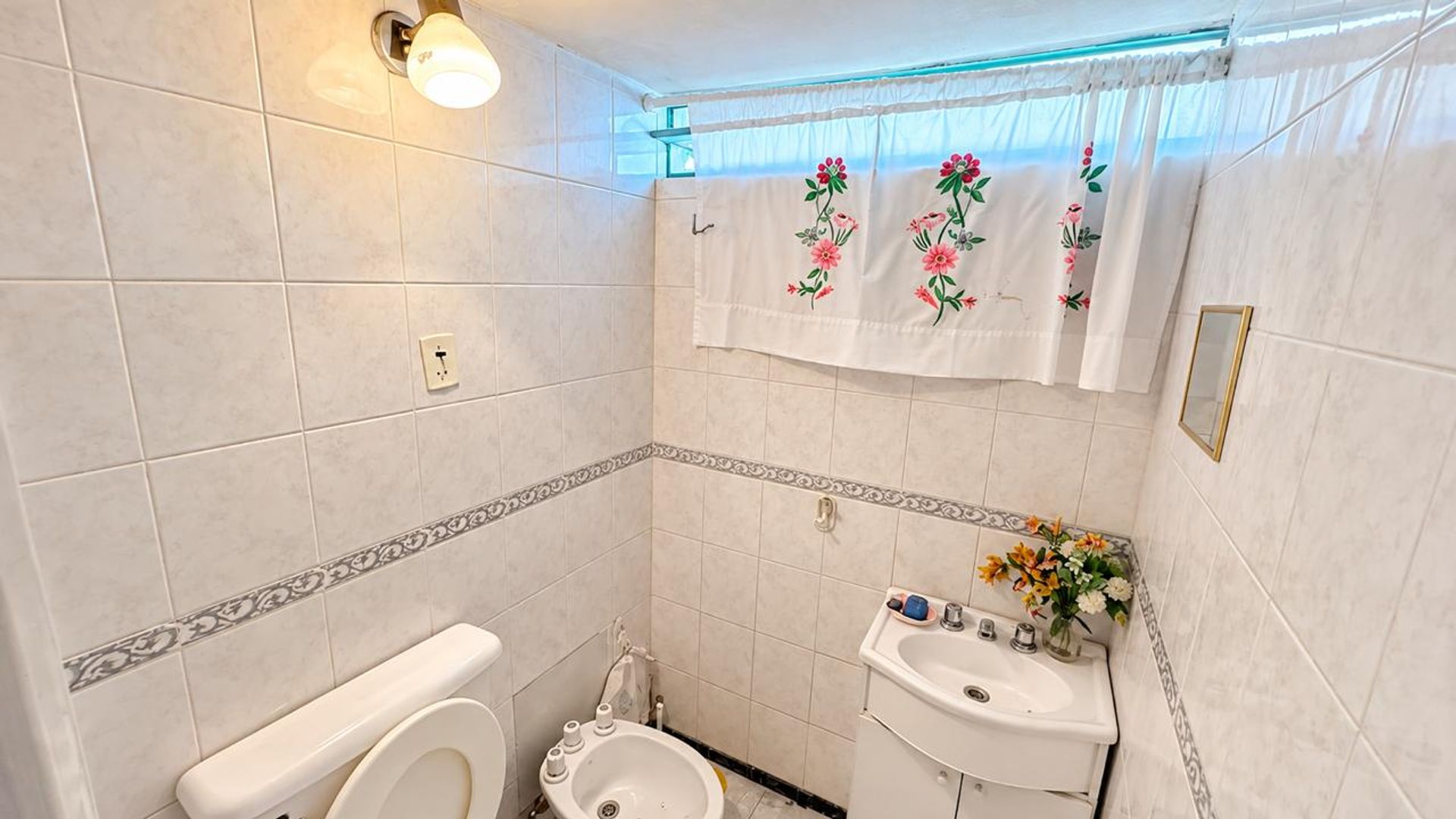 CASA VENTA PORTEZUELO 3 DORMITORIOS C/ COCHERA - 23