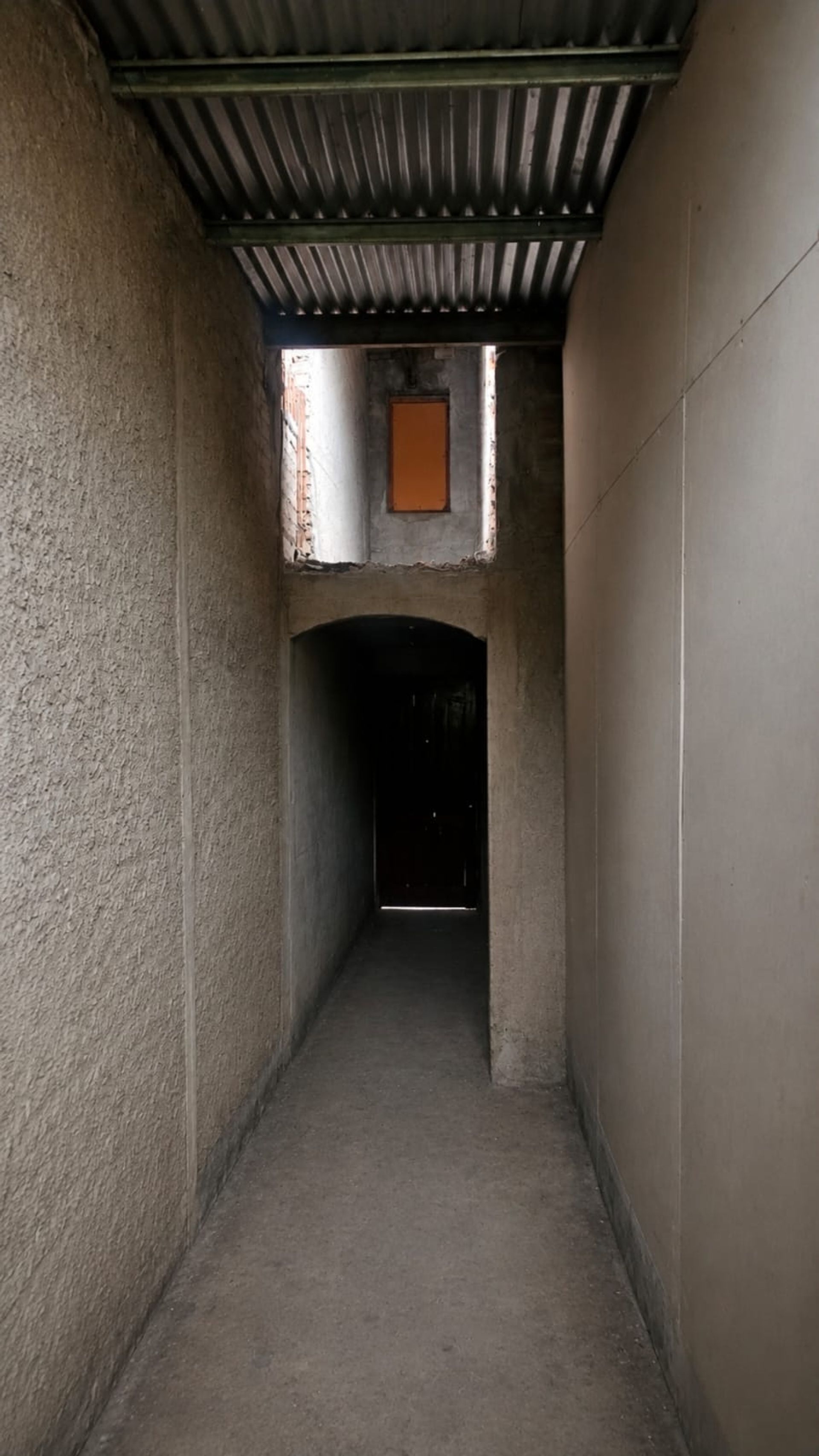 LOCAL COMERCIAL + VIVIENDA ITUZAINGO 500 - 4