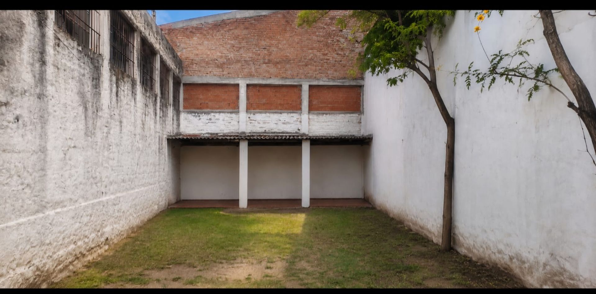 LOCAL COMERCIAL + VIVIENDA ITUZAINGO 500 - 10