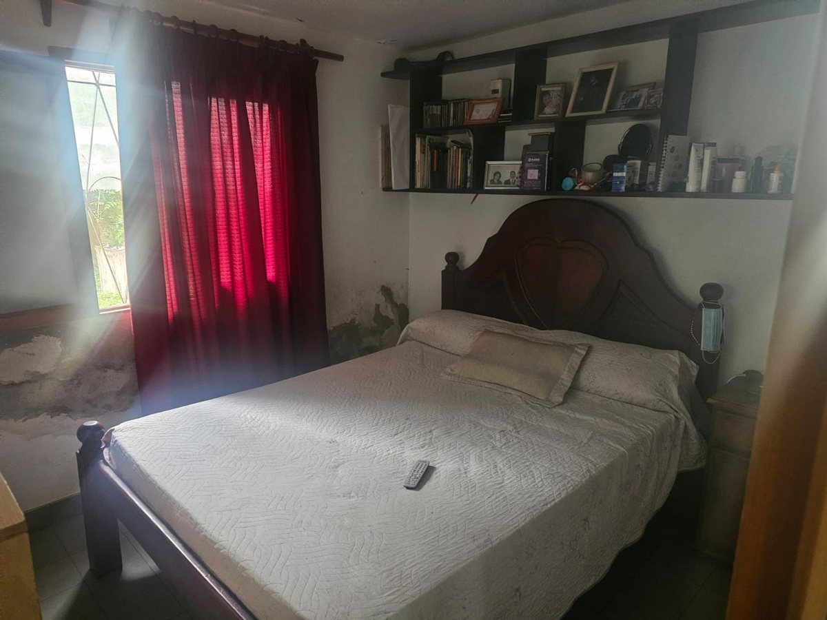 CASA CON PILETA VENTA EN CERRILLOS 4000M2 TERRENO — foto 6