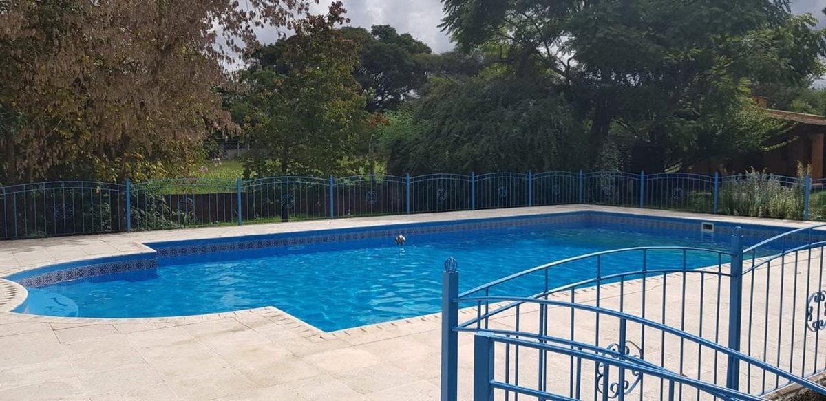 CASA CON PILETA VENTA EN CERRILLOS 4000M2 TERRENO — foto 11