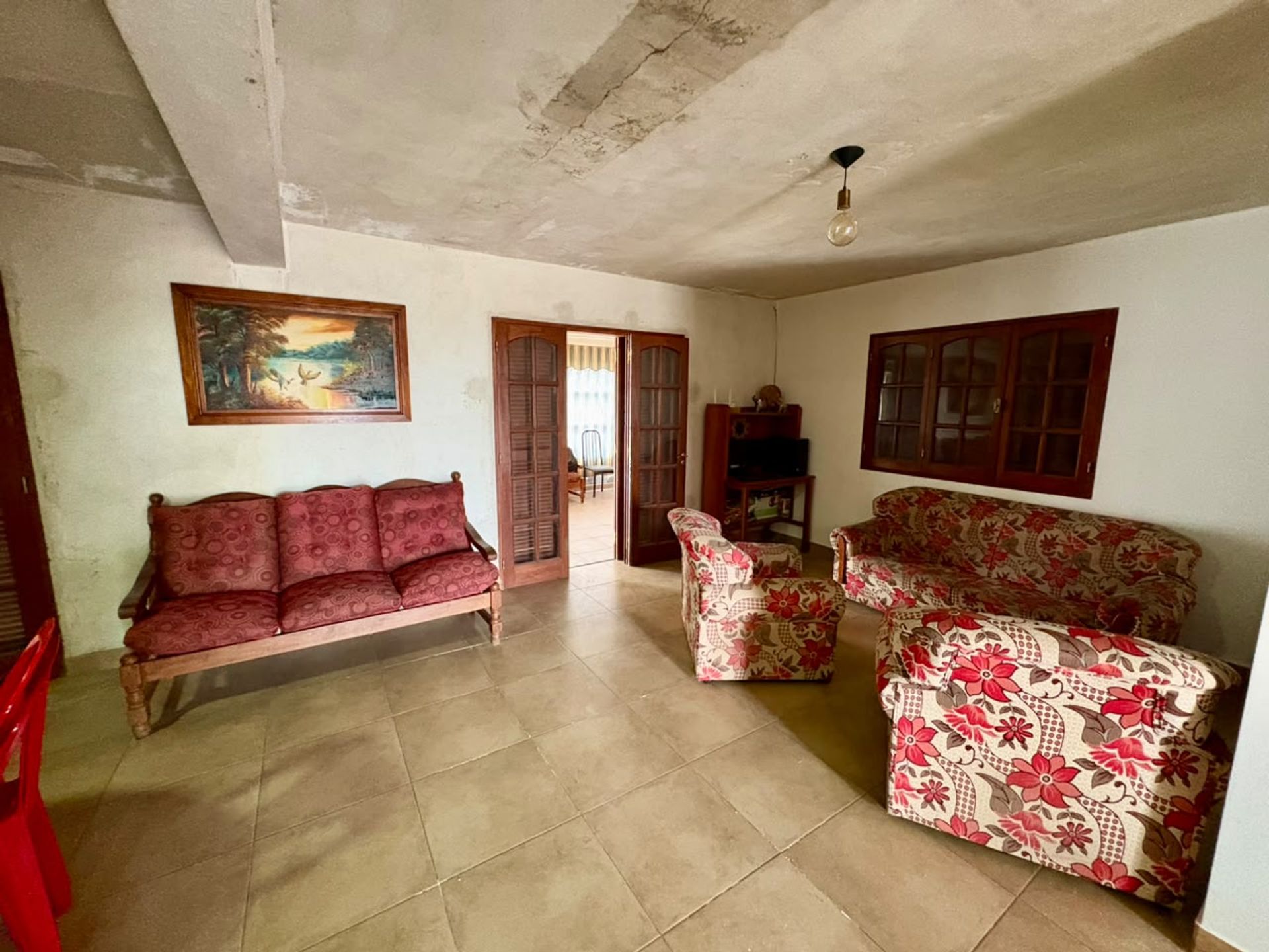 CASA 3 DORM EN VENTA EN LA SILLETA RECIBE AUTO — foto 4