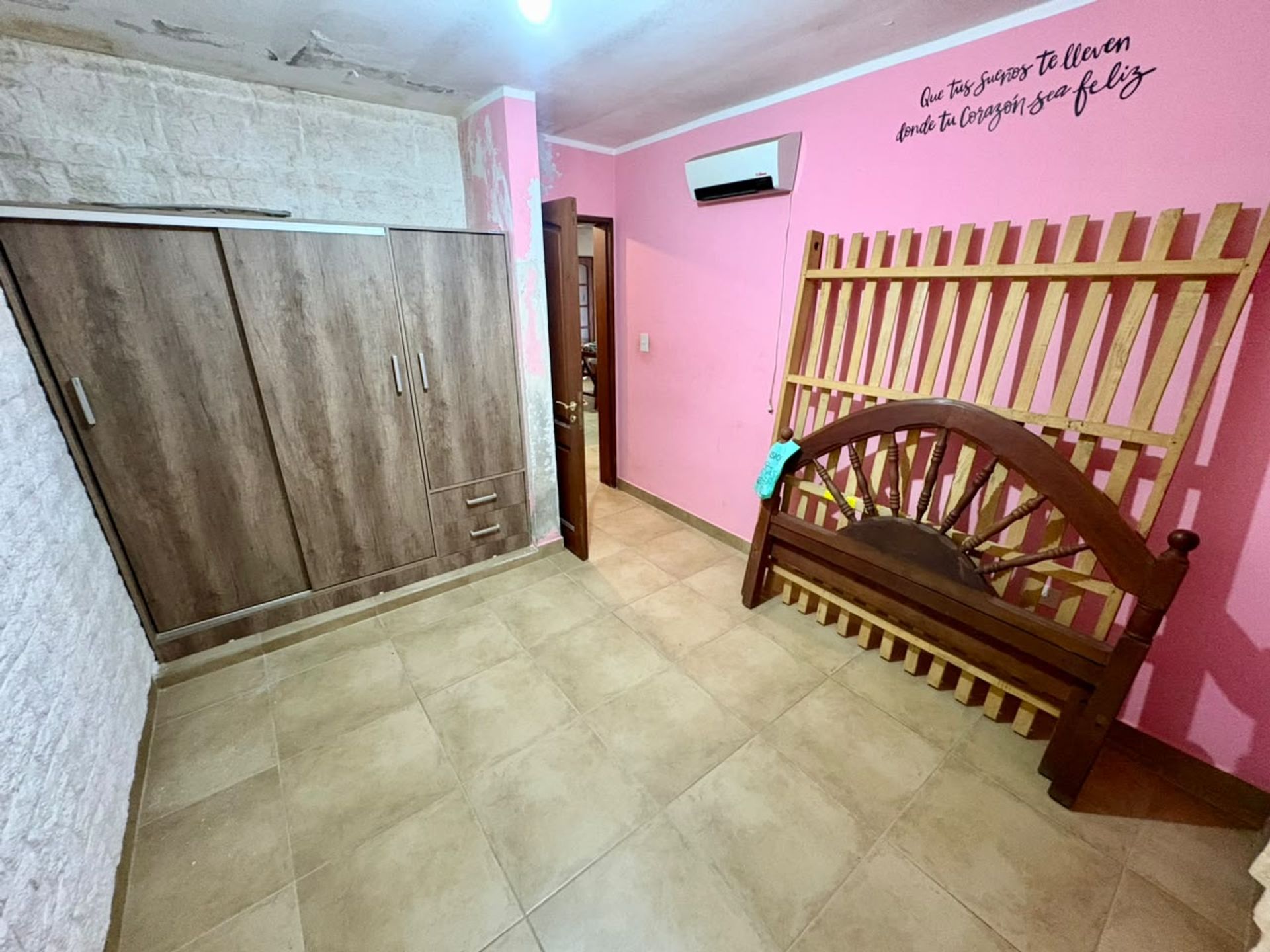 CASA 3 DORM EN VENTA EN LA SILLETA RECIBE AUTO — foto 8