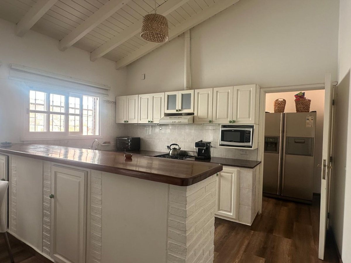 CASA CON PILETA EN VENTA EN GRAND BOURG MAS DEPTO — foto 5
