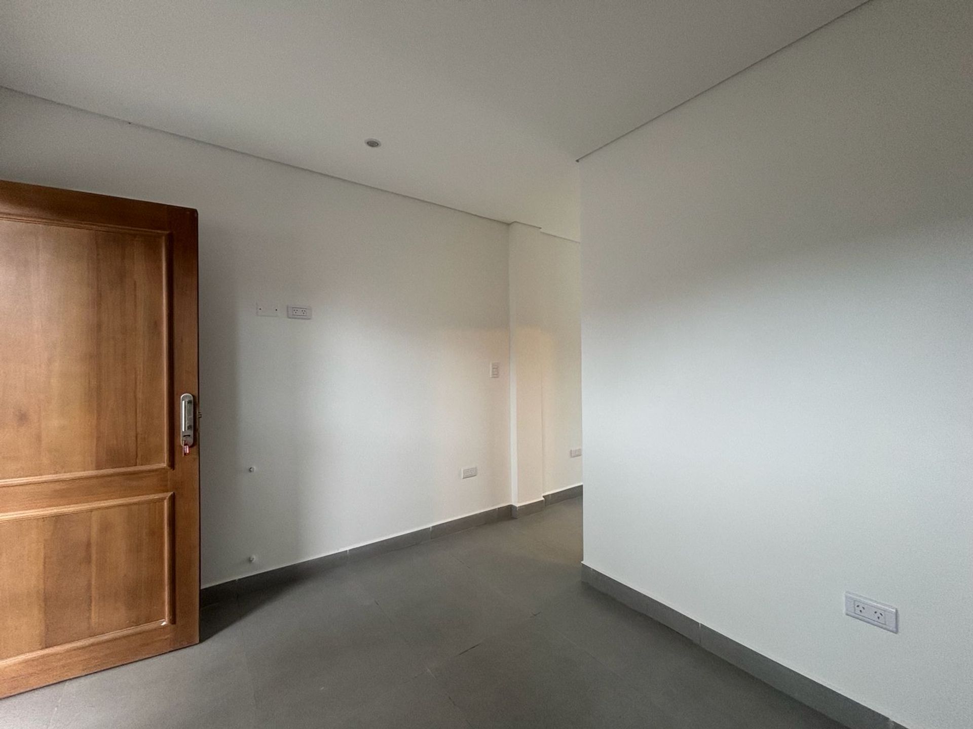 DEPTO EN VENTA DE 1 DORM MACROCENTRO CON COCHERA — foto 7