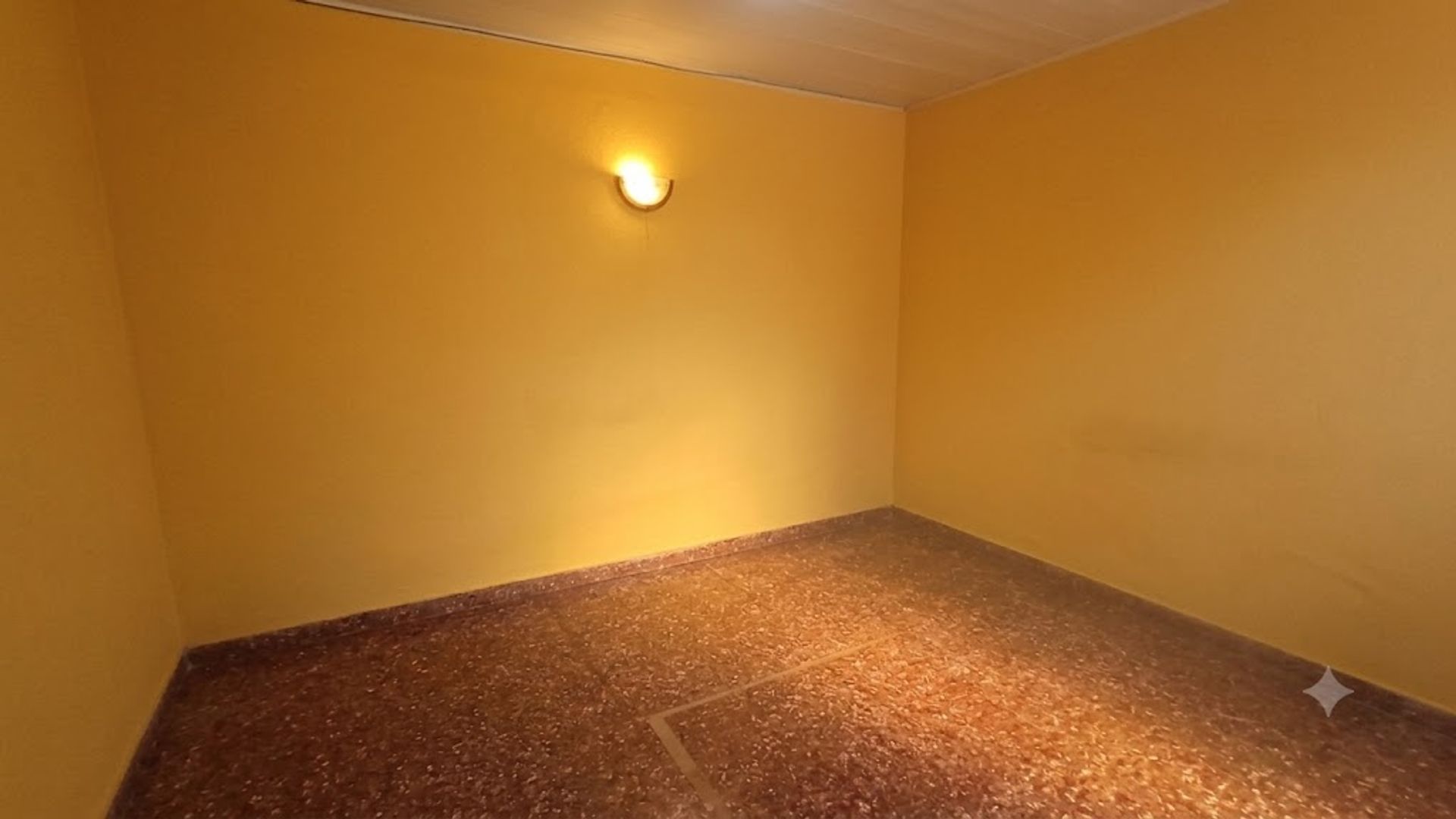 CASA CON PILETA GRAND BOURG 6 DORM - TOMA PERMUTA — foto 7