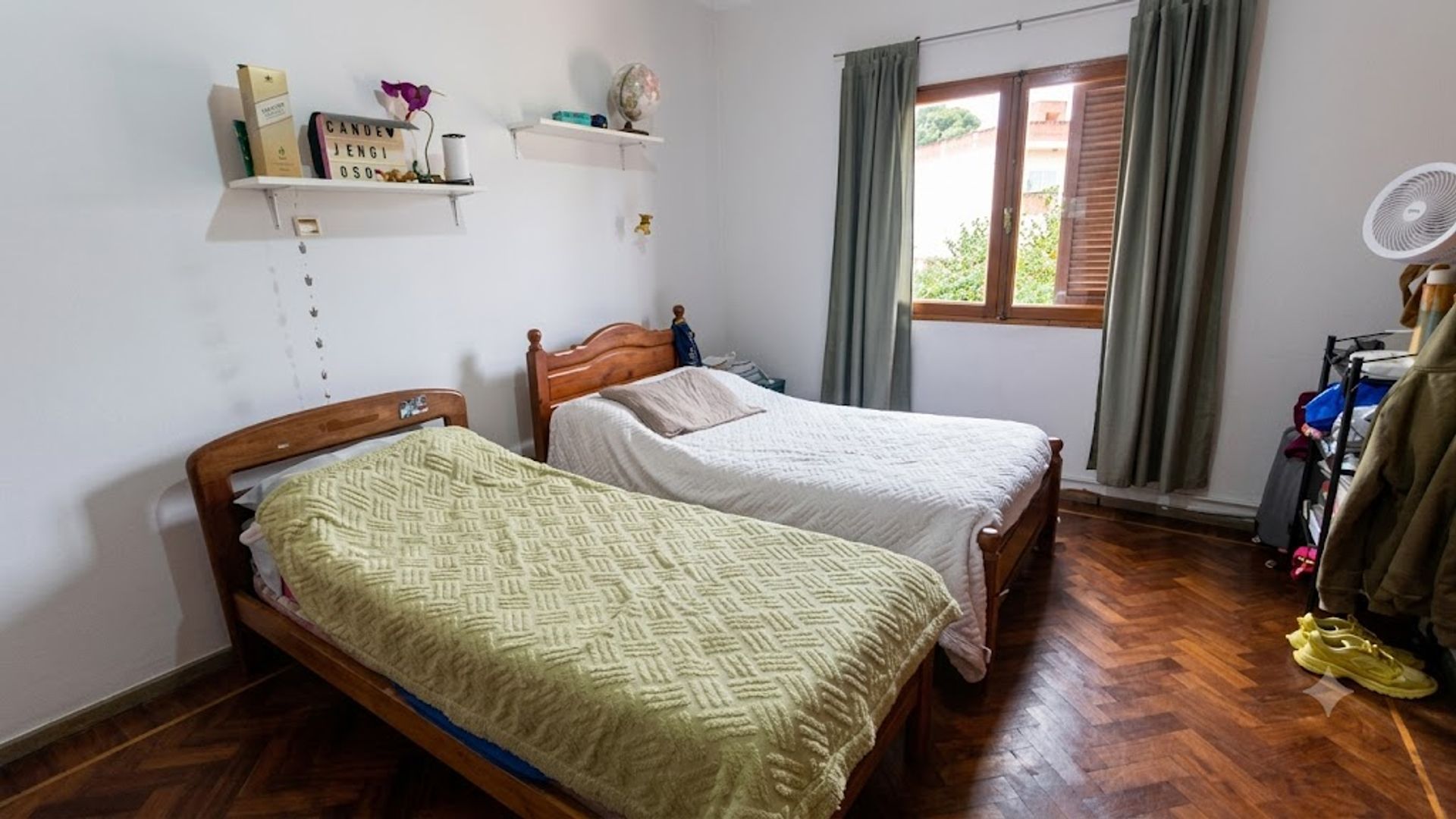 CASA CON PILETA GRAND BOURG 6 DORM - TOMA PERMUTA — foto 10