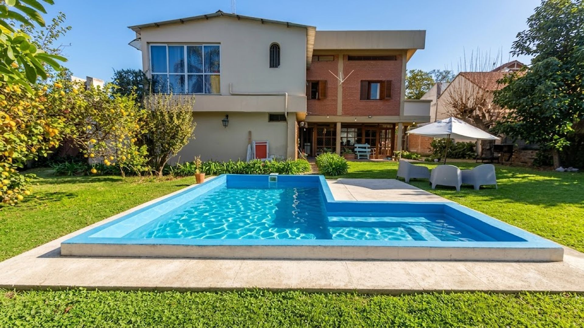 CASA CON PILETA GRAND BOURG 6 DORM - TOMA PERMUTA - 19