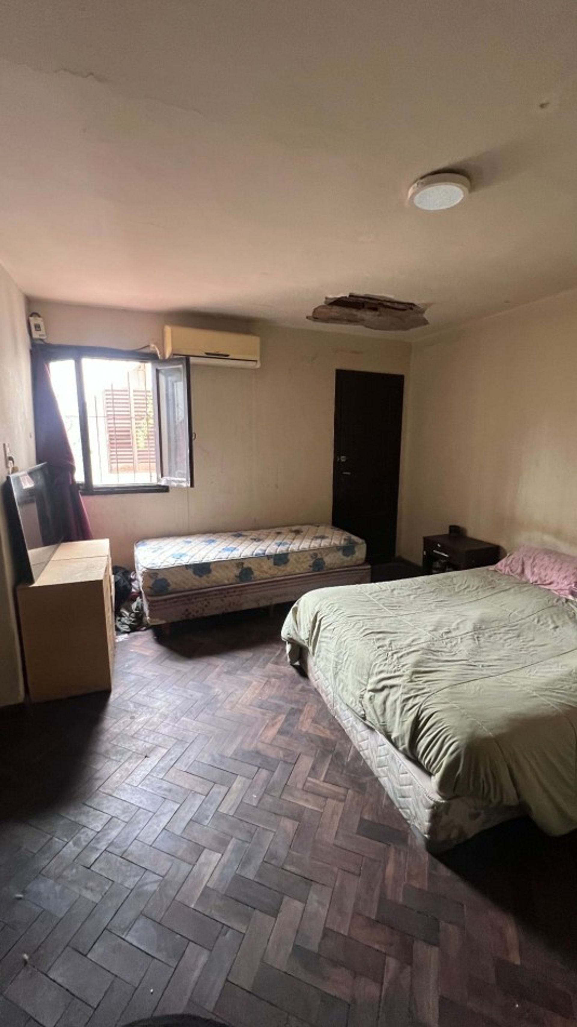 VENTA CASA CON LOCAL A 3 CUADRAS PLAZA 9 JULIO - 7