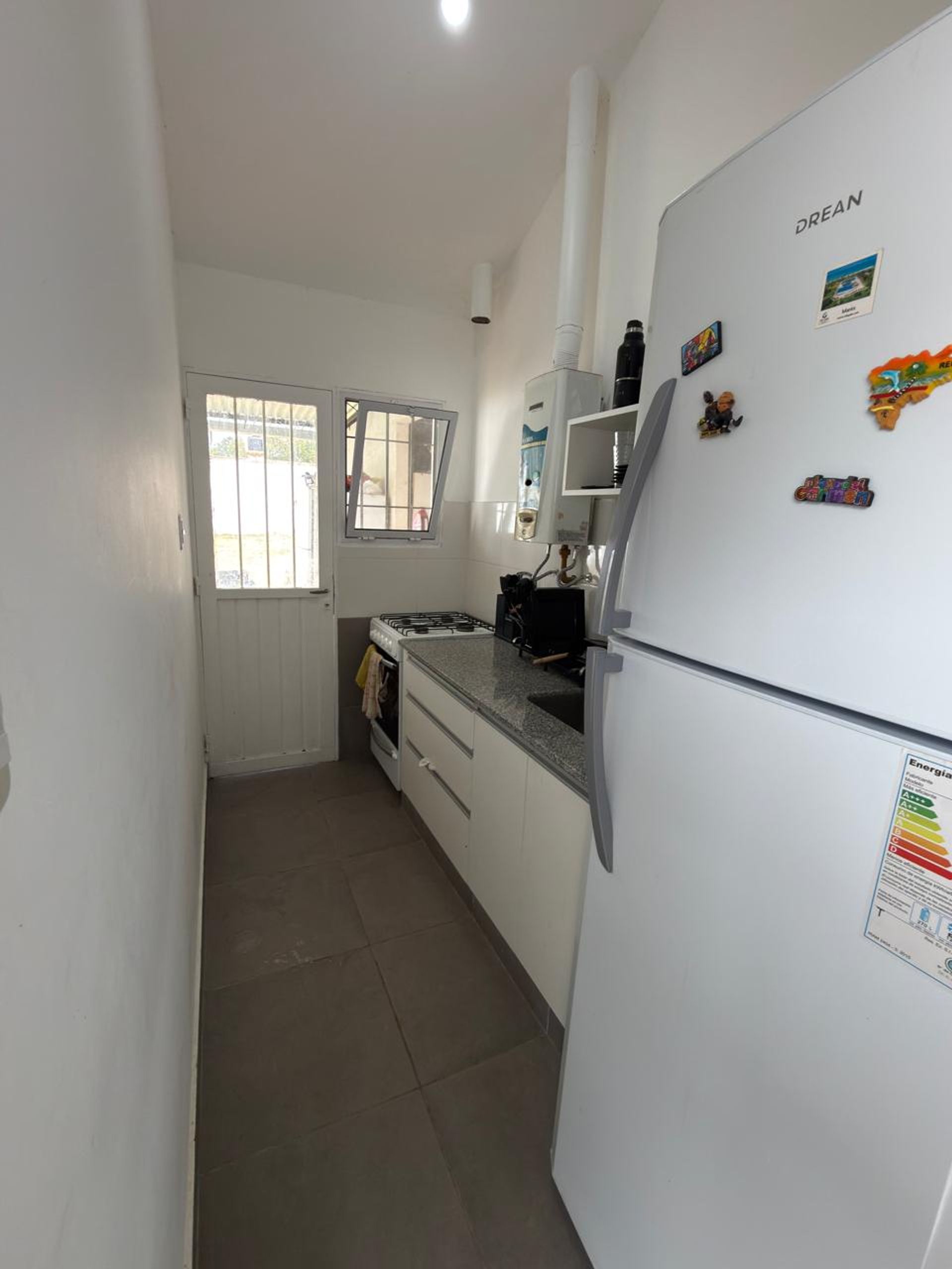 CASA B PROFESIONALES ZONA CATOLICA APTA CREDITO — foto 2