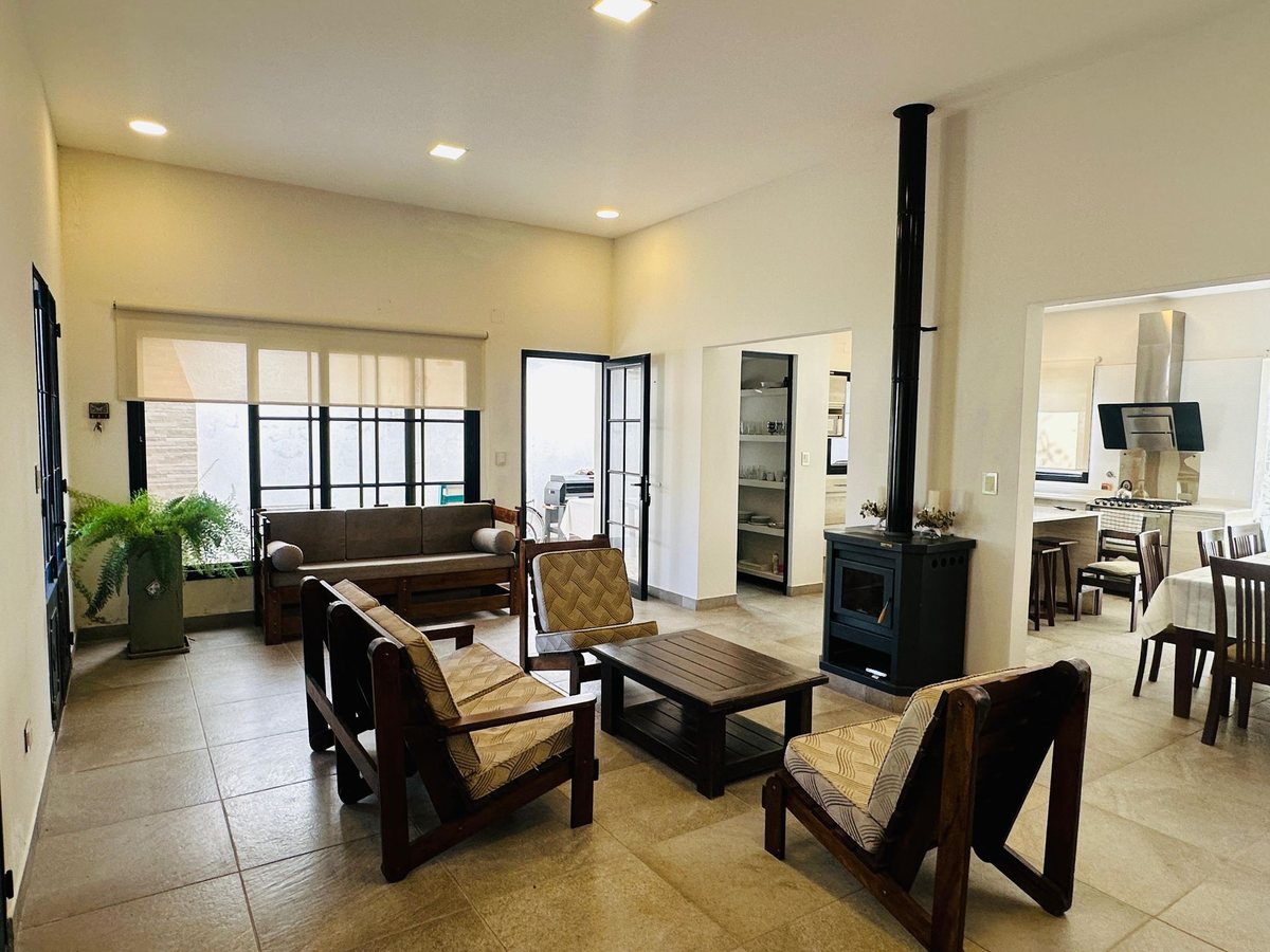 CASA VENTA VILLA SAN LORENZO DUEÑO ACEPTA PERMUTA - 4
