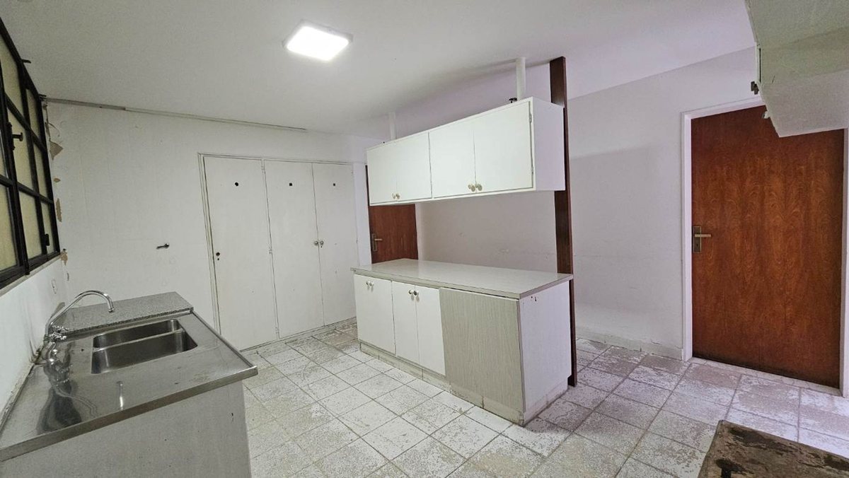 CASA VENTA ZONA SHOPPING INVERSION - 15