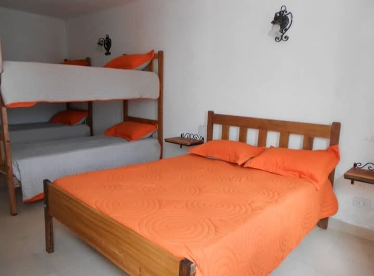 HOSTAL EN VENTA CAFAYATE AMOBLADO APTO CREDITO — foto 8