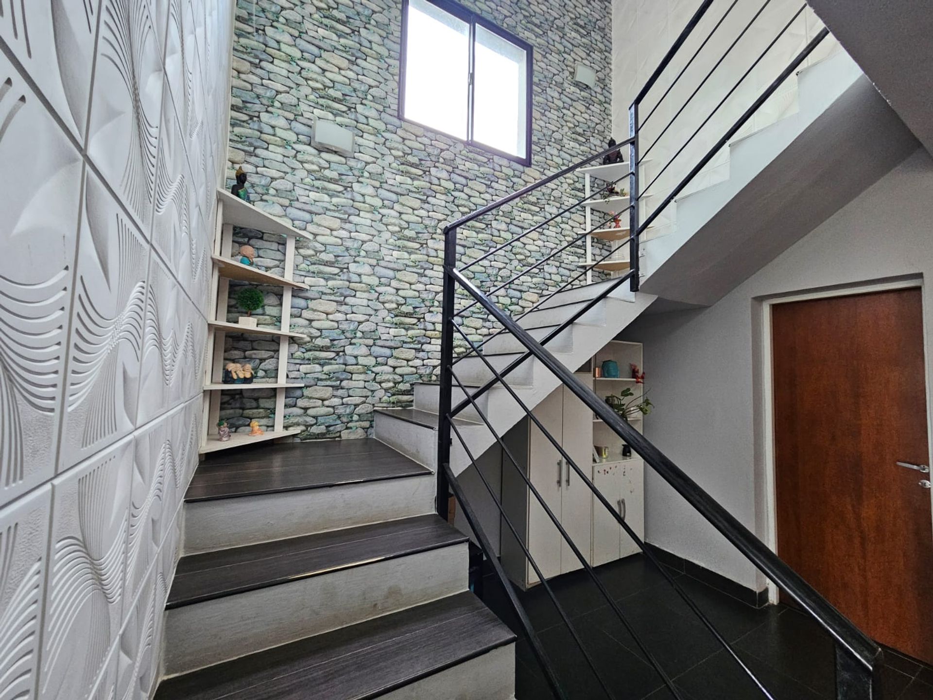 CASA CON PILETA VENTA 2 DORMITORIOS ZONA SUR — foto 7