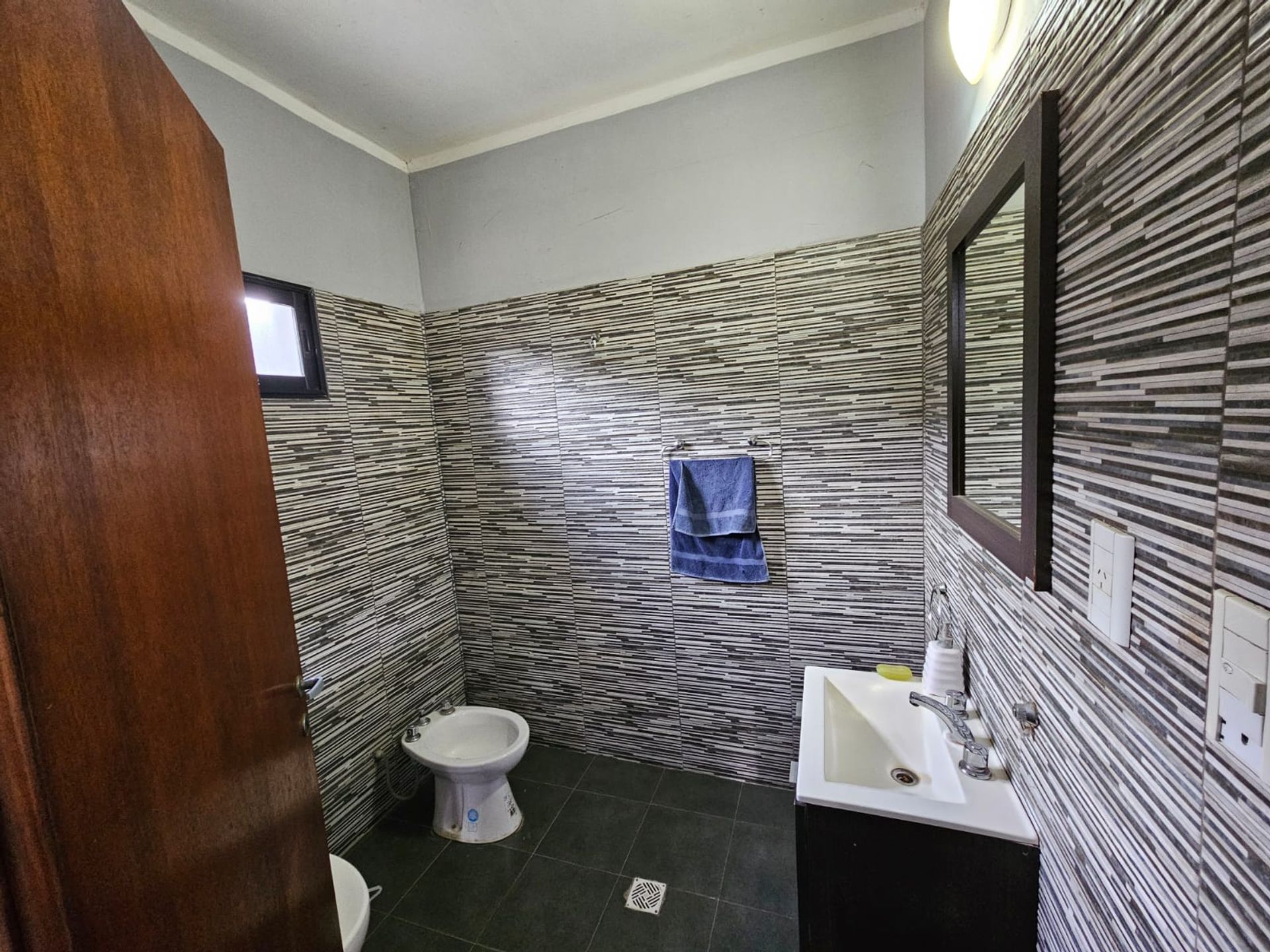 CASA CON PILETA VENTA 2 DORMITORIOS ZONA SUR — foto 10
