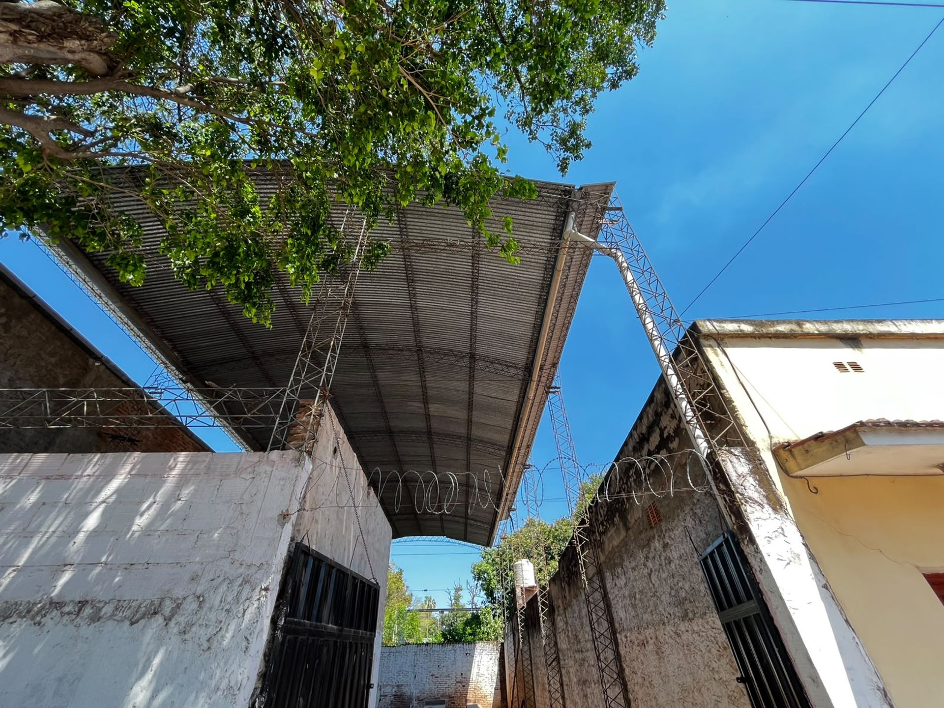 GALPON EN VENTA EN TARTAGAL DE 230 M2 - 16