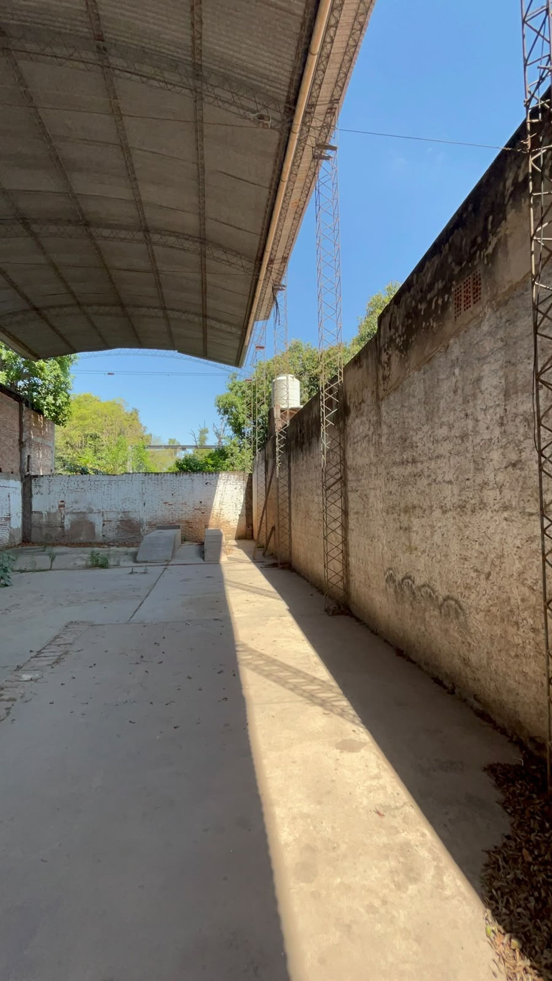 GALPON EN VENTA EN TARTAGAL DE 230 M2 - 19