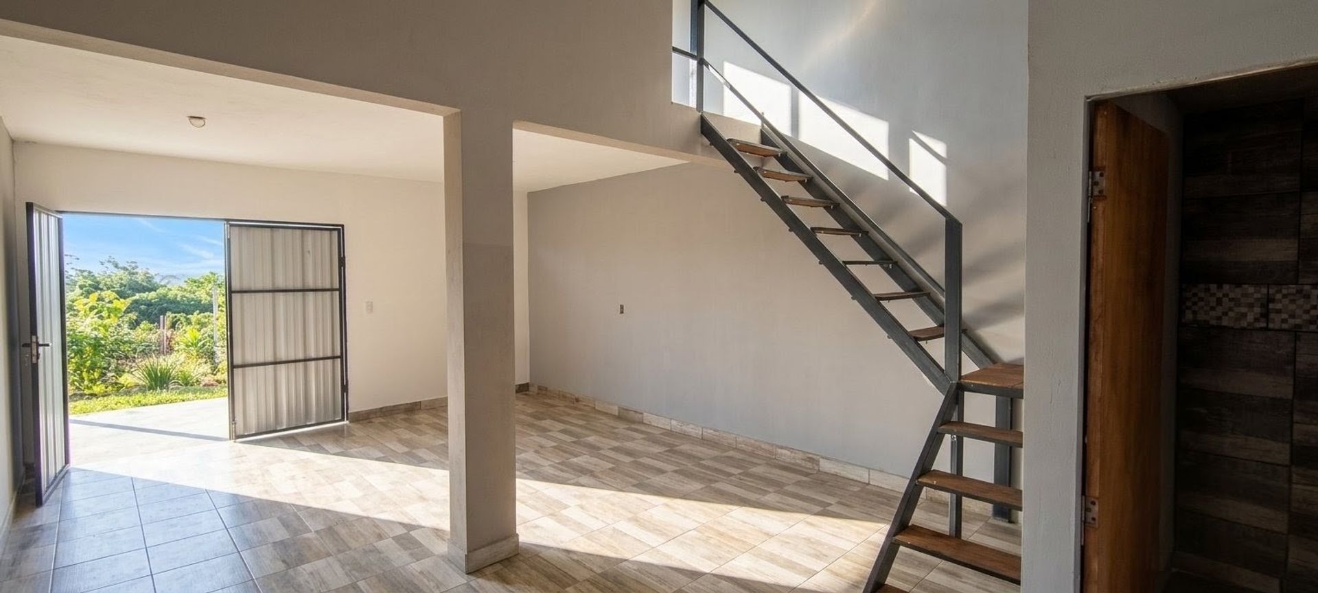 GALPON A ESTRENAR EN VENTA ZONA SUR 300 M2 - 4