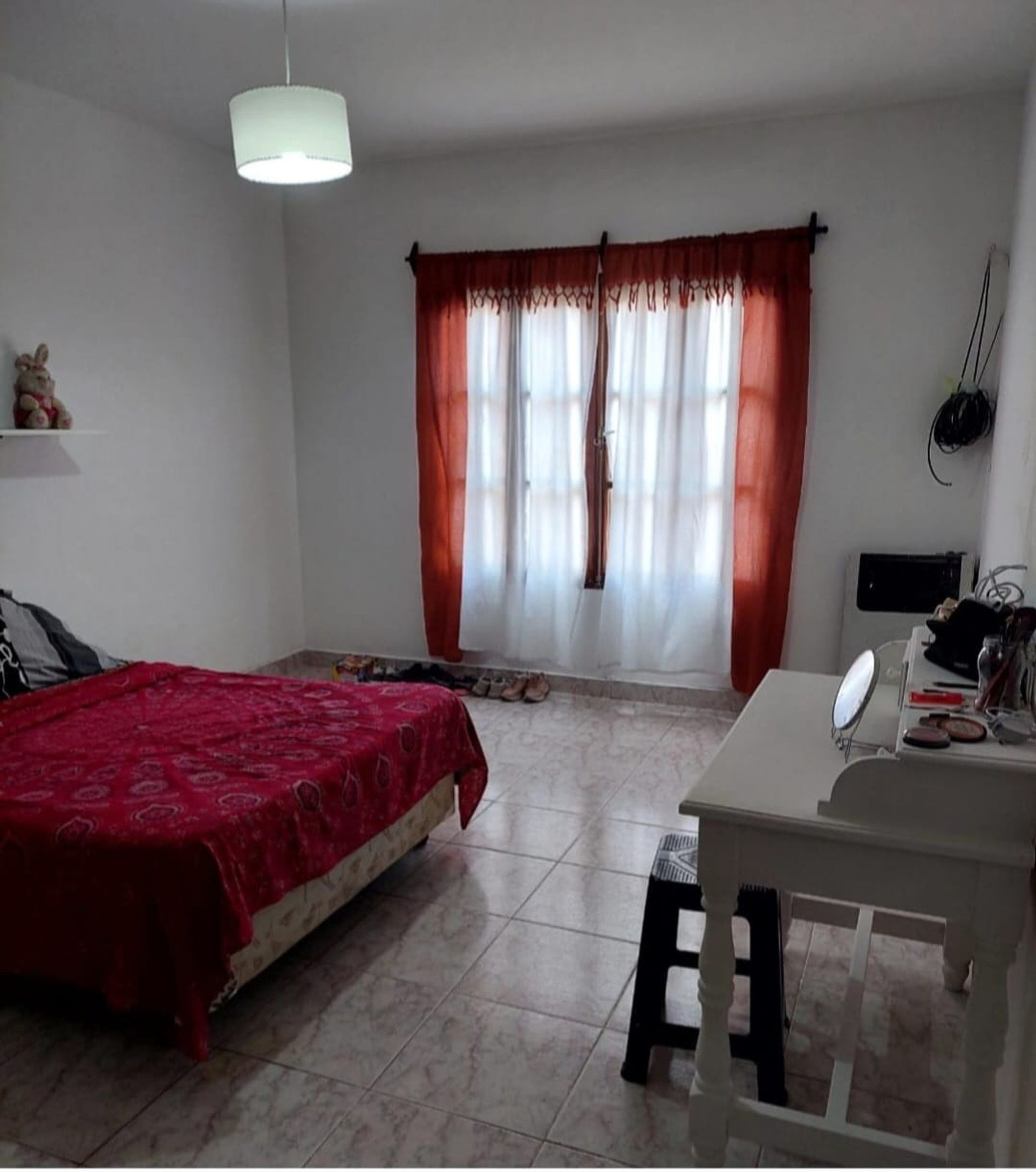 CASA EN ALQUILER BARRIO AUTÓDROMO CON GARAGE — foto 5