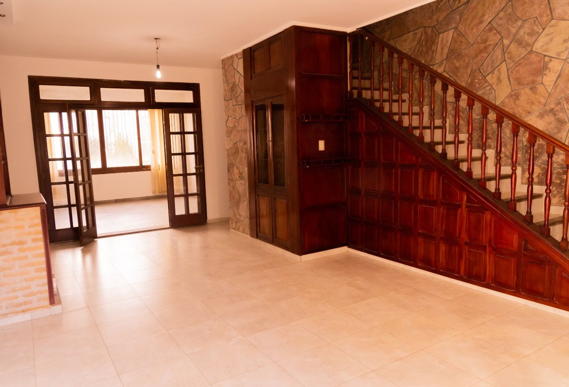 CASA EN VENTA 4 DORMITORIOS ZONA DELMI — foto 2