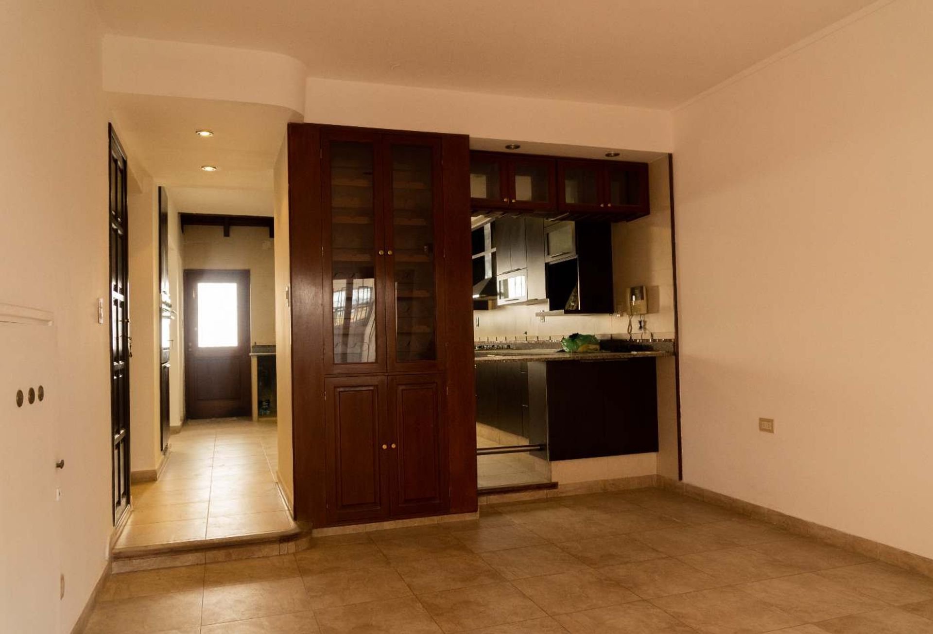 CASA EN VENTA 4 DORMITORIOS ZONA DELMI — foto 3