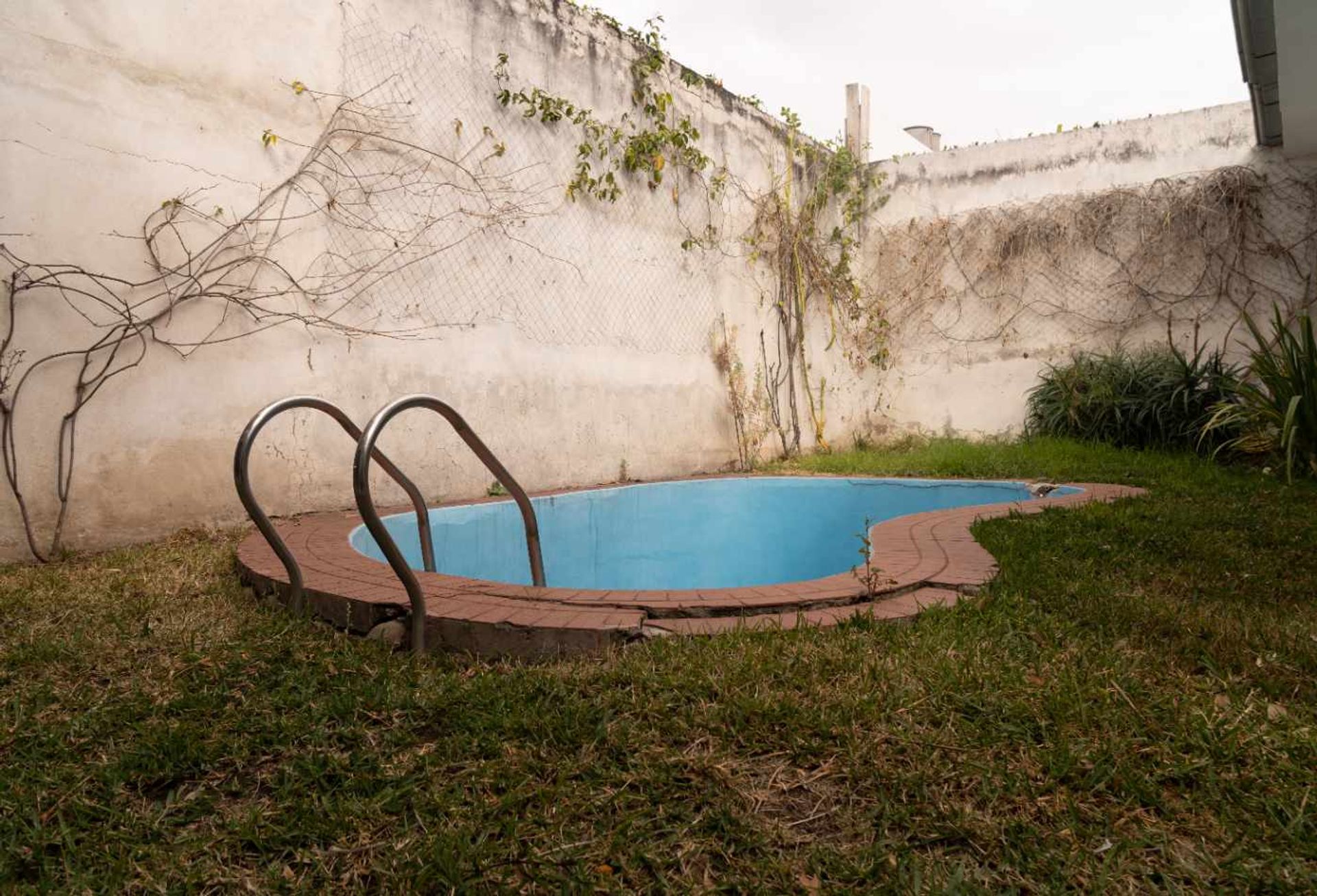 CASA EN VENTA 4 DORMITORIOS ZONA DELMI - 19