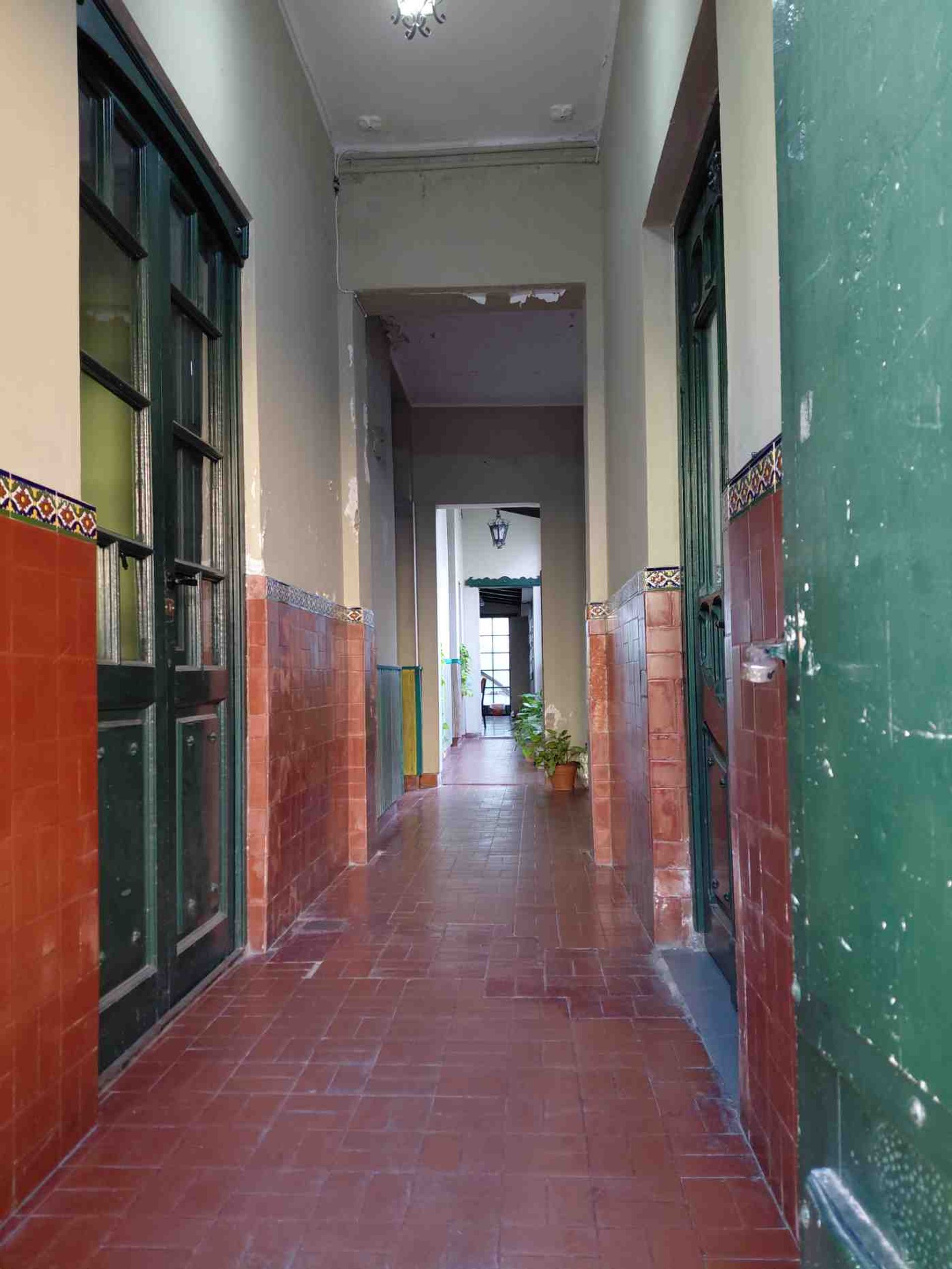 CASA EN VENTA MACROCENTRO APTA COMERCIAL — foto 2