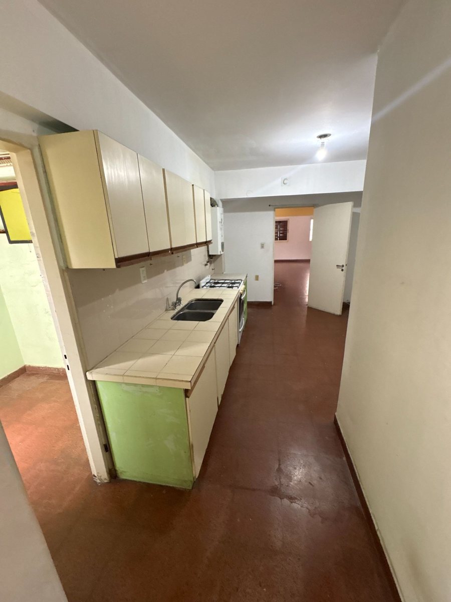 DEPARTAMENTO AMPLIO VENTA CENTRO 3 DORMITORIOS - 4