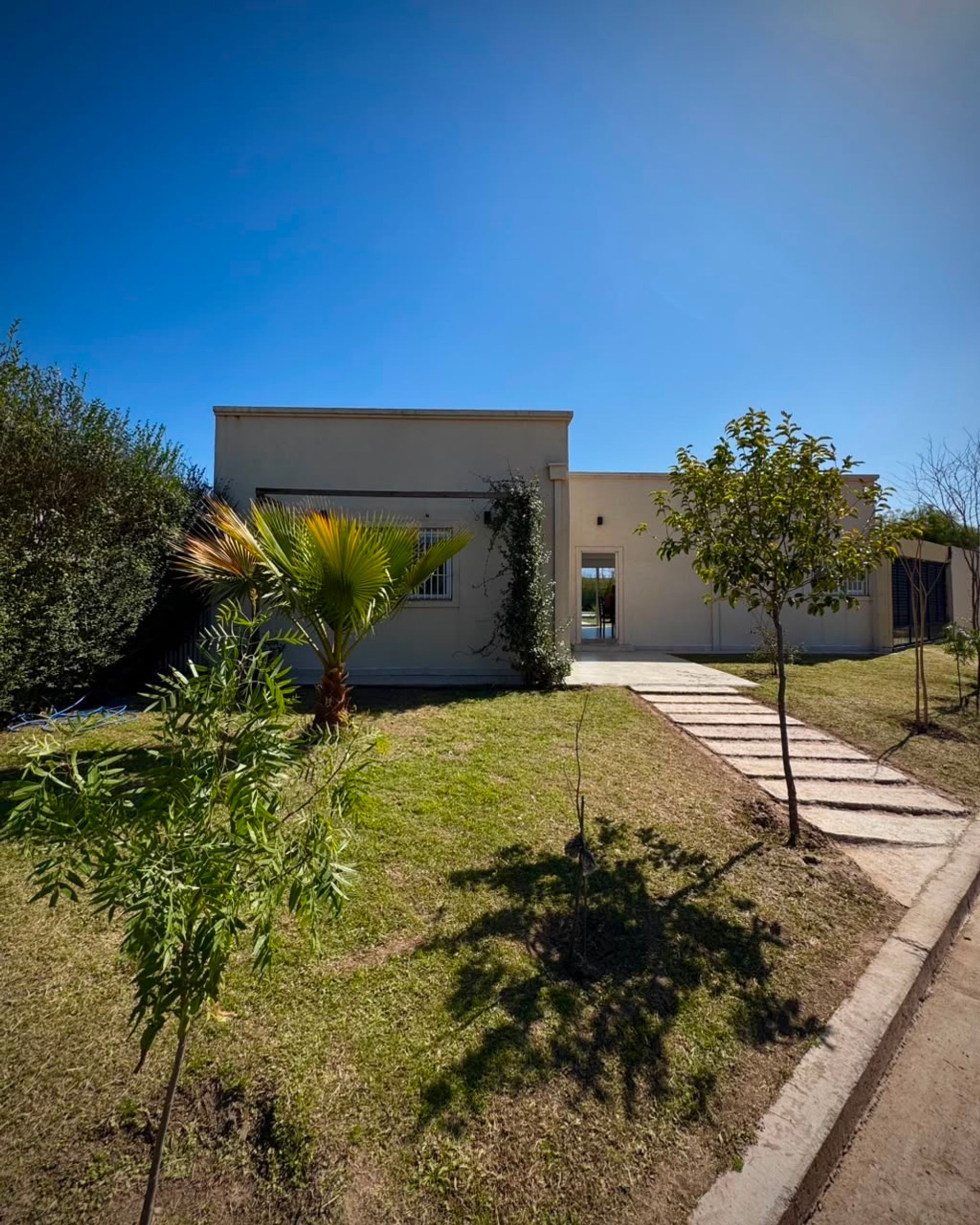 CASA VENTA LA SECUNDINA CERRILLOS CON PILETA — foto 2