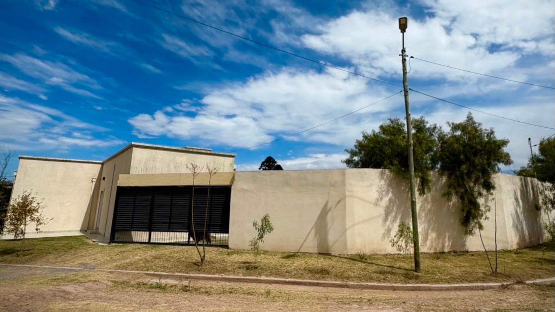 CASA VENTA LA SECUNDINA CERRILLOS CON PILETA — foto 15