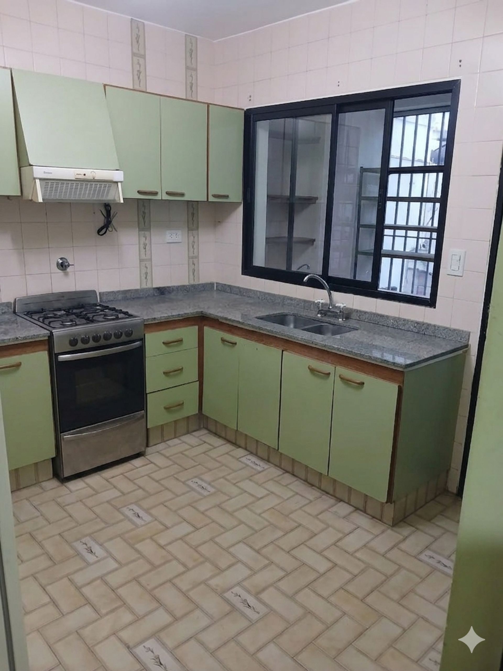 DEPARTAMENTO VENTA MACROCENTRO CASEROS 2100 - 3