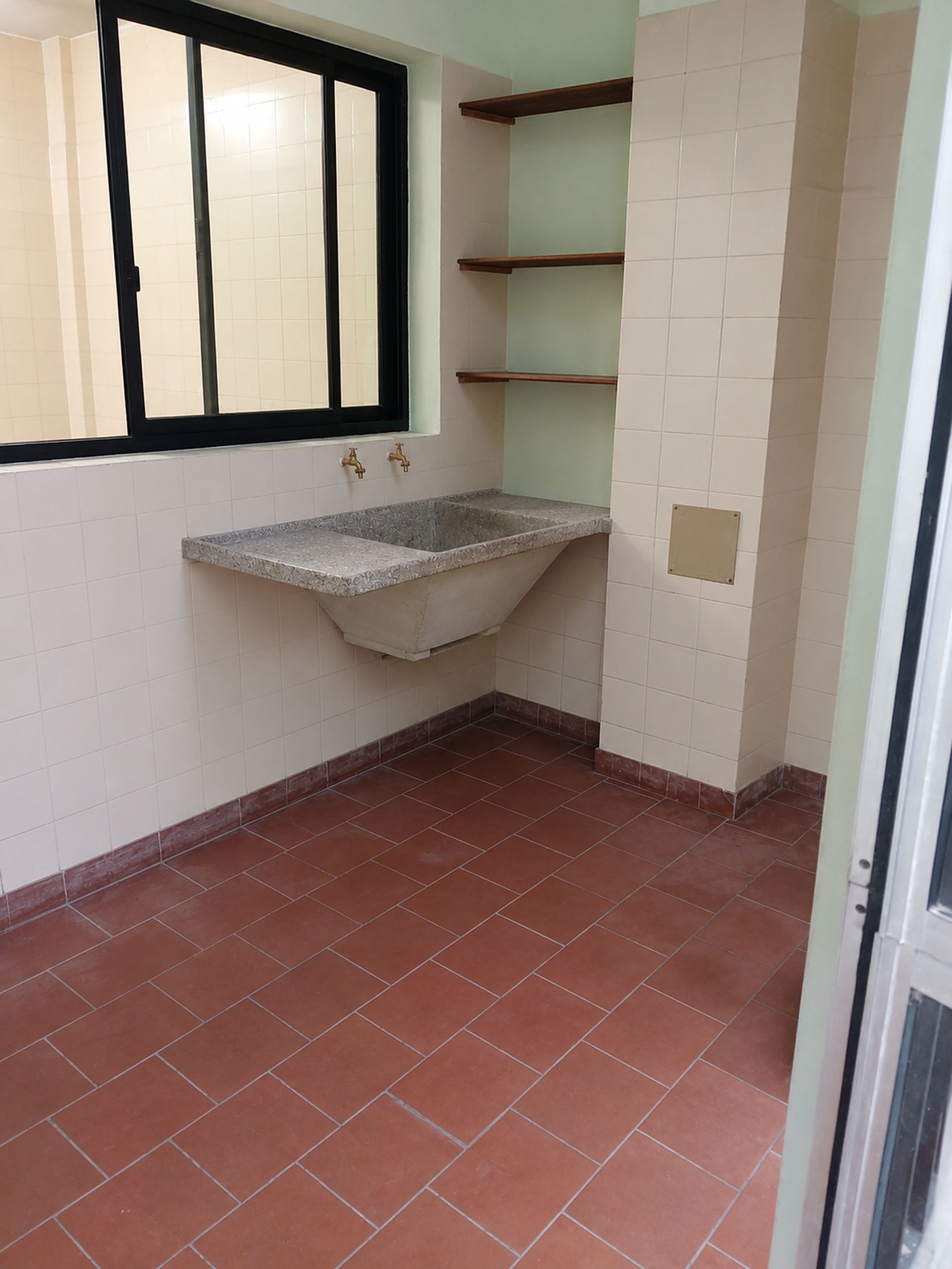 DEPARTAMENTO VENTA MACROCENTRO CASEROS 2100 - 14