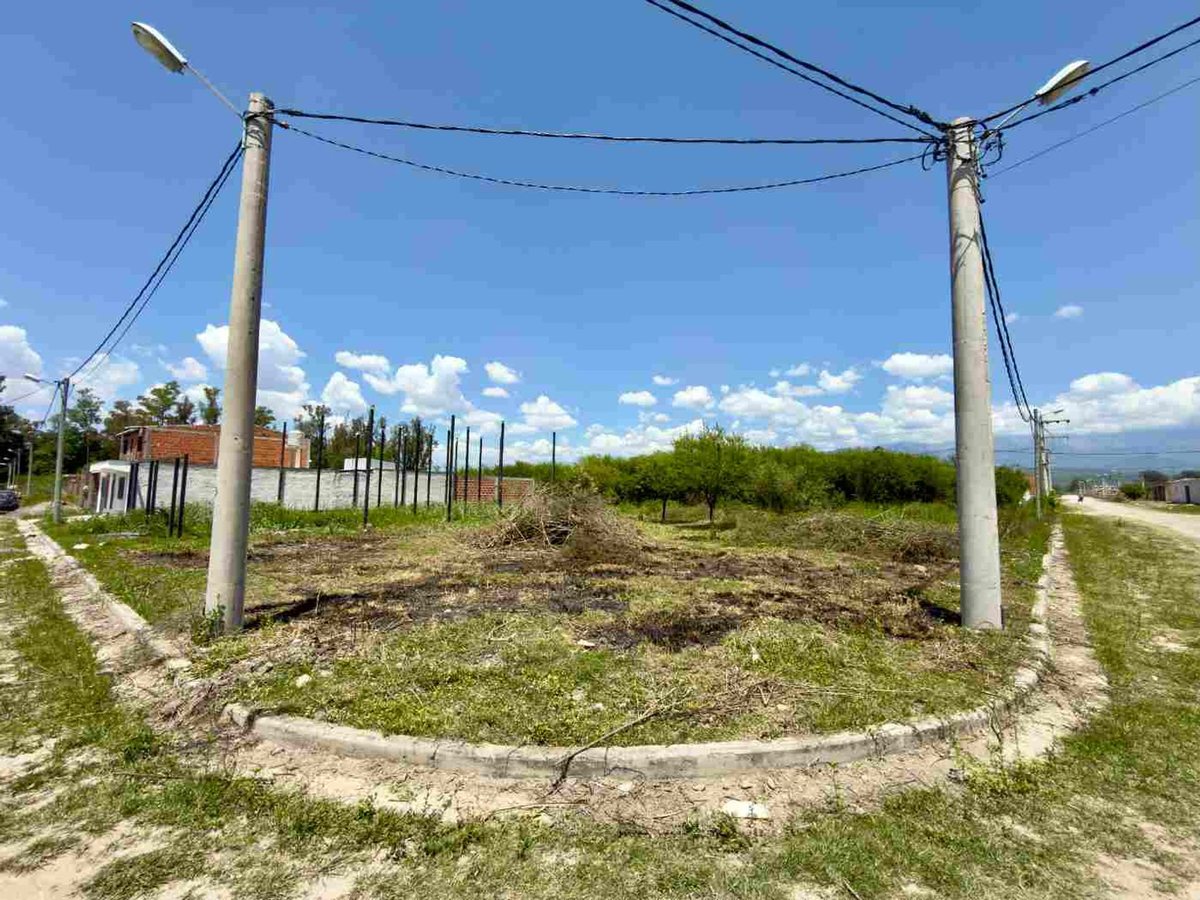 VENTA TERRENO ESQUINA BUEN CLIMA ZONA OESTE ATOCHA - 3