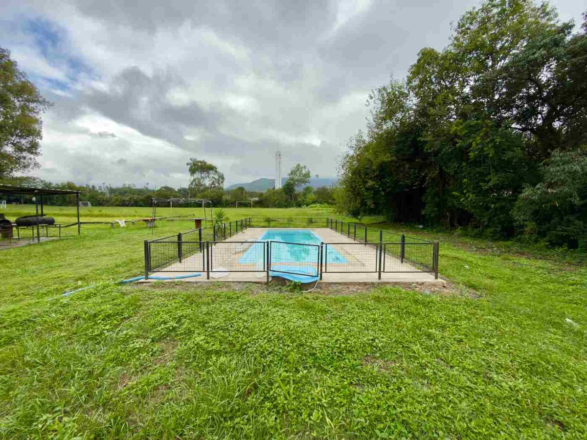 TERRENO VENTA VILLA SAN LORENZO CON PILETA 1800 M2 - 6