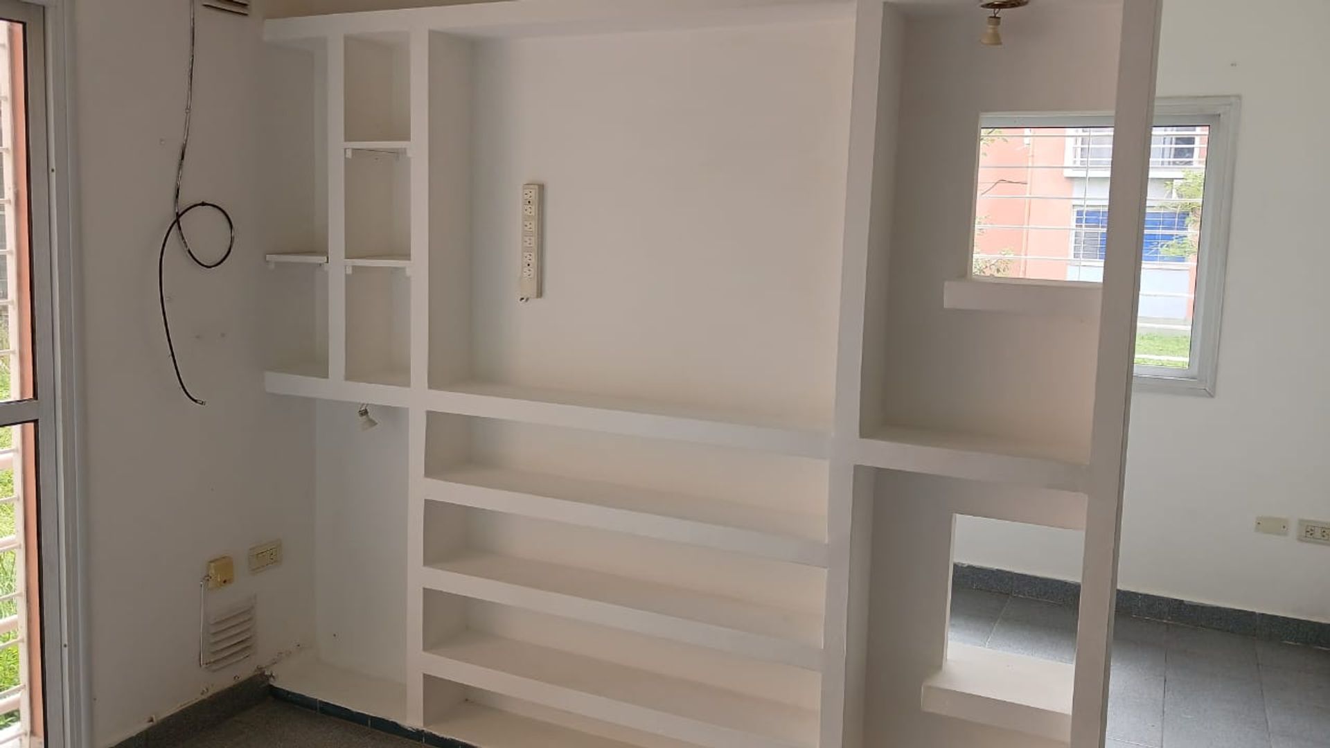 MONOAMBIENTE VENTA PLANTA BAJA BARRIO EL HUAICO — foto 4