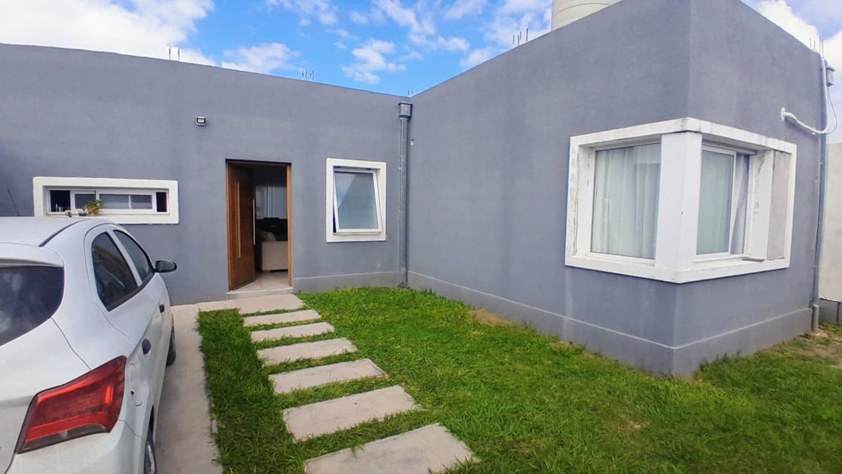CASA VENTA EN B° LOS EUCALIPTOS ZONA SUR 2 DORM — foto 2