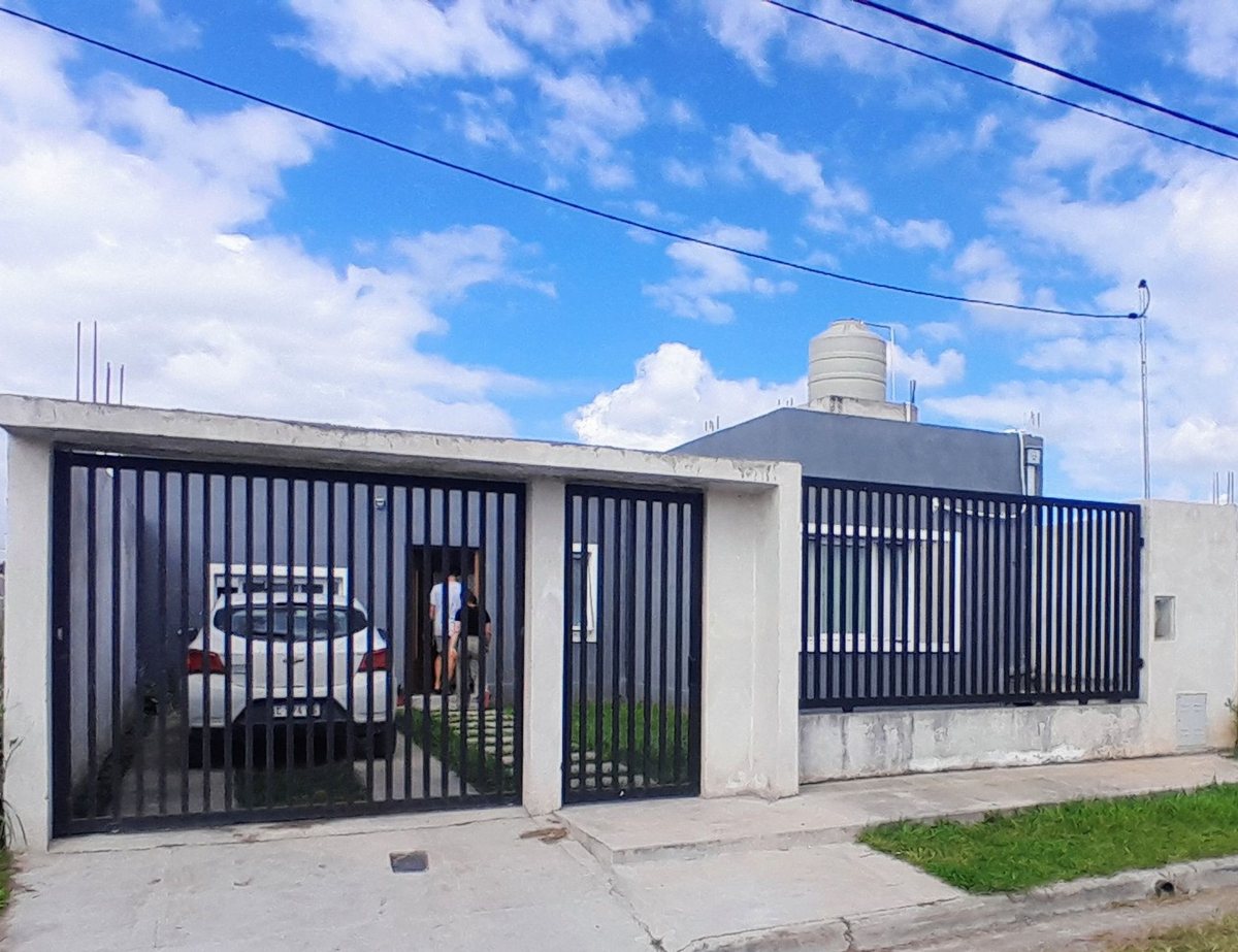 CASA VENTA EN B° LOS EUCALIPTOS ZONA SUR 2 DORM — foto 14