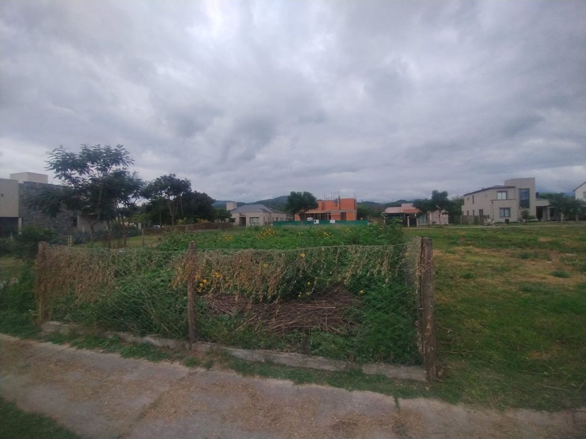 TERRENO VENTA EN SAN LORENZO CHICO B° TINIDAD - 7