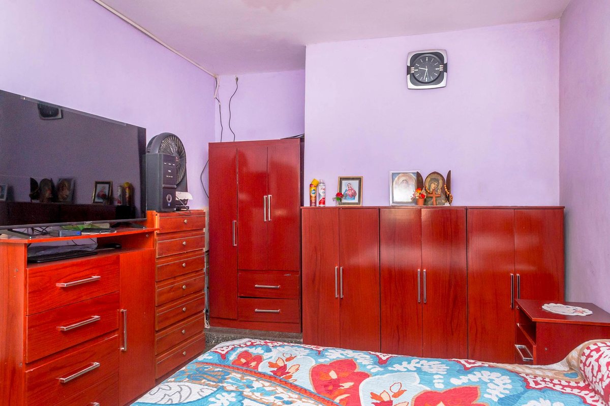 CASA VENTA O PERMUTA TRES CERRITOS 4 DORMITORIOS - 16