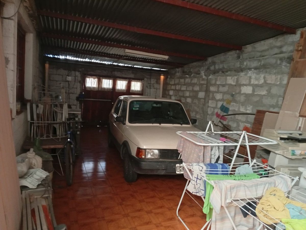 CASA ESQ 3 DORMITORIOS B° INTERSINDICAL ZONA SUR — foto 9
