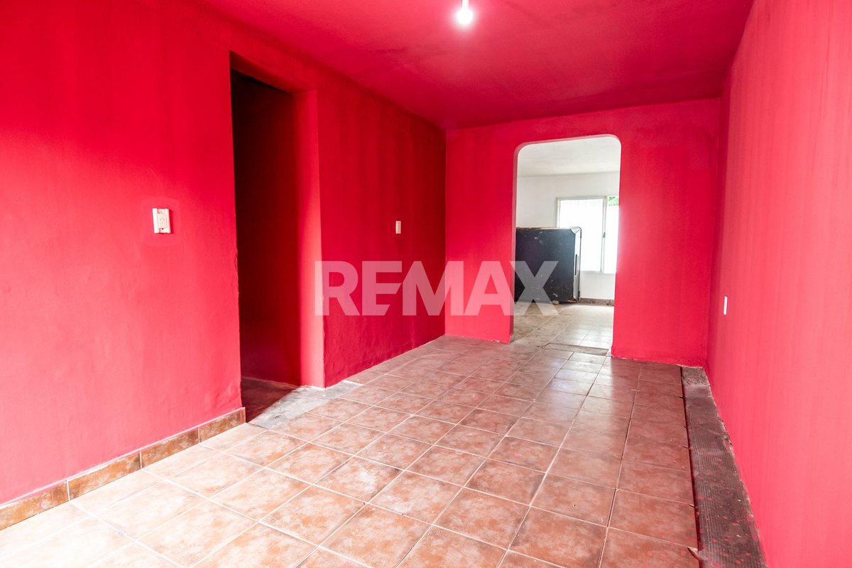 CASA EN VENTA MACROCENTRO ZONA MERCADO ARTESANAL — foto 3