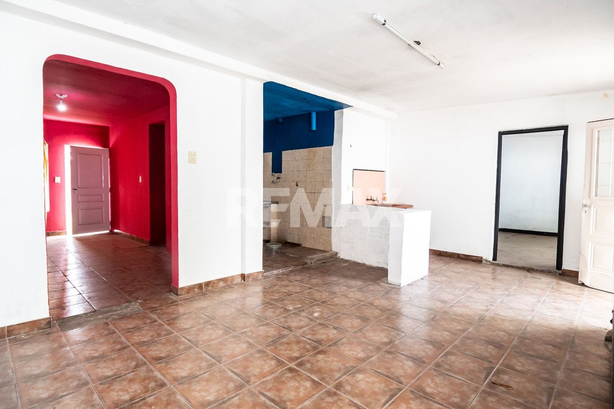 CASA EN VENTA MACROCENTRO ZONA MERCADO ARTESANAL — foto 6