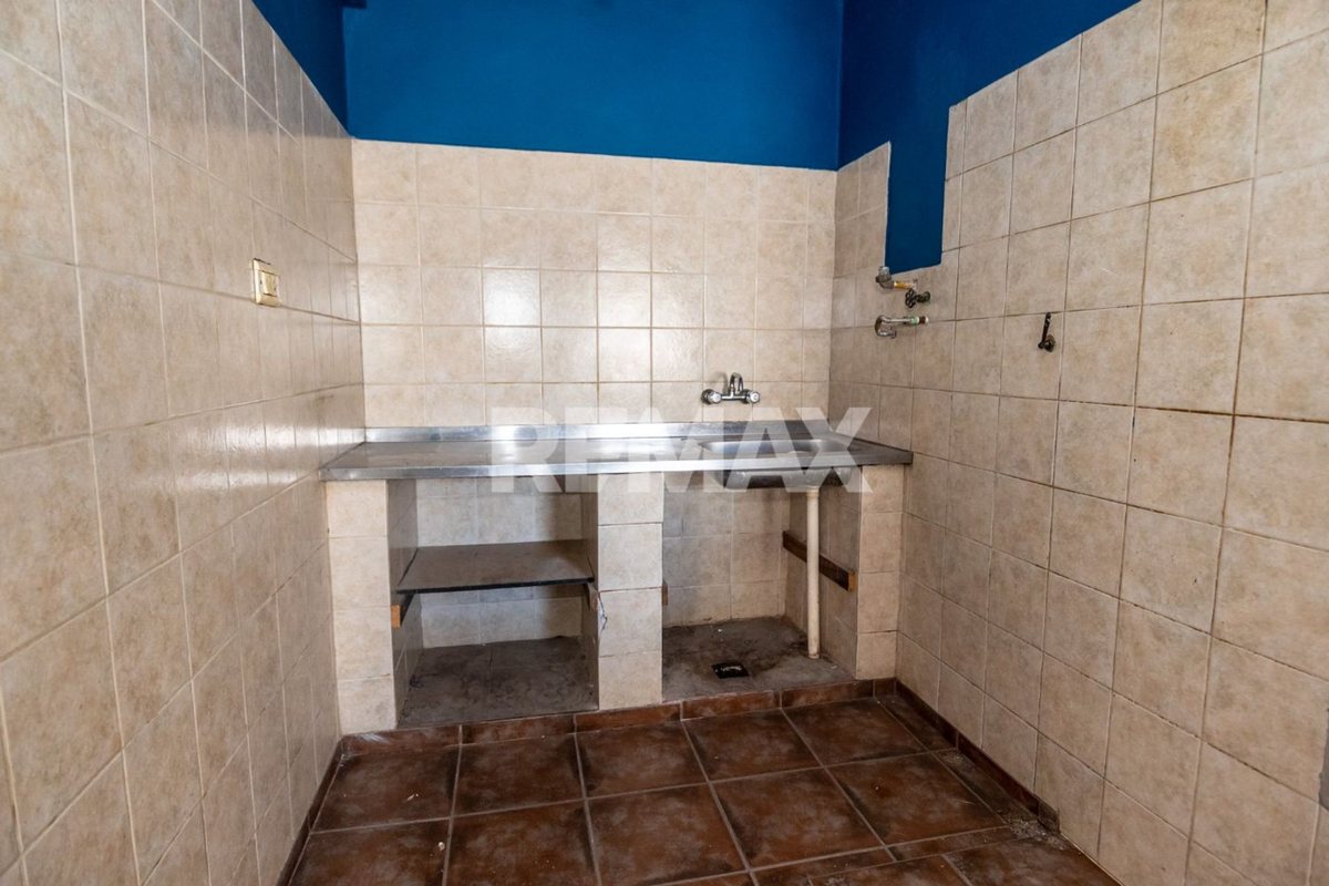 CASA EN VENTA MACROCENTRO ZONA MERCADO ARTESANAL — foto 8