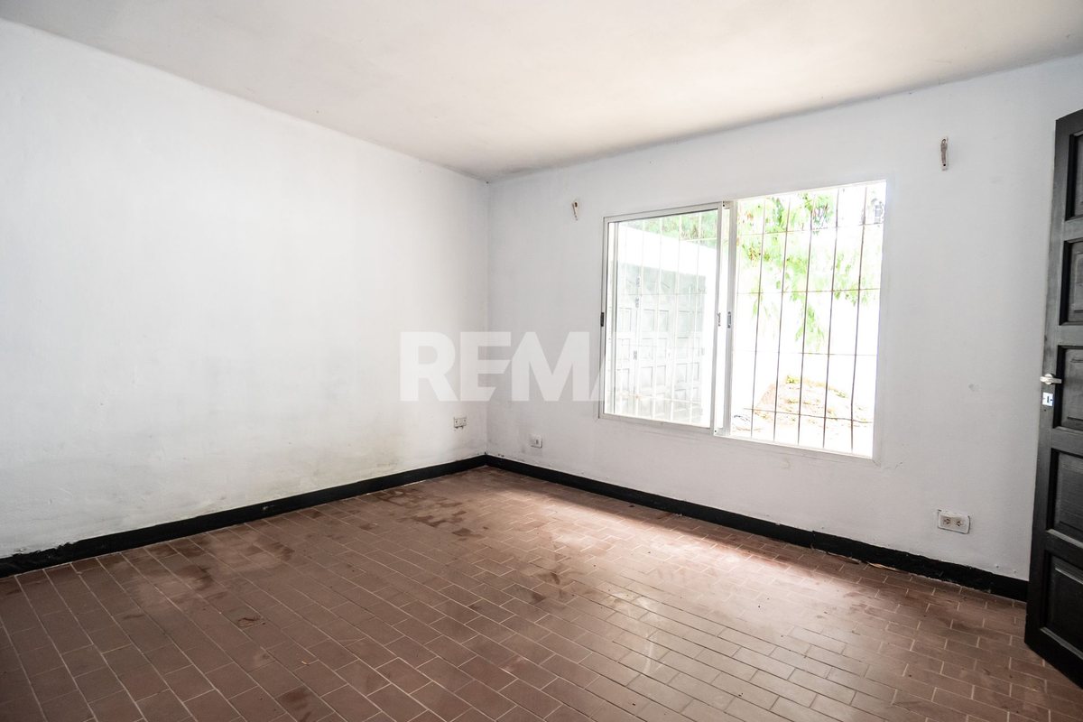 CASA EN VENTA MACROCENTRO ZONA MERCADO ARTESANAL — foto 9
