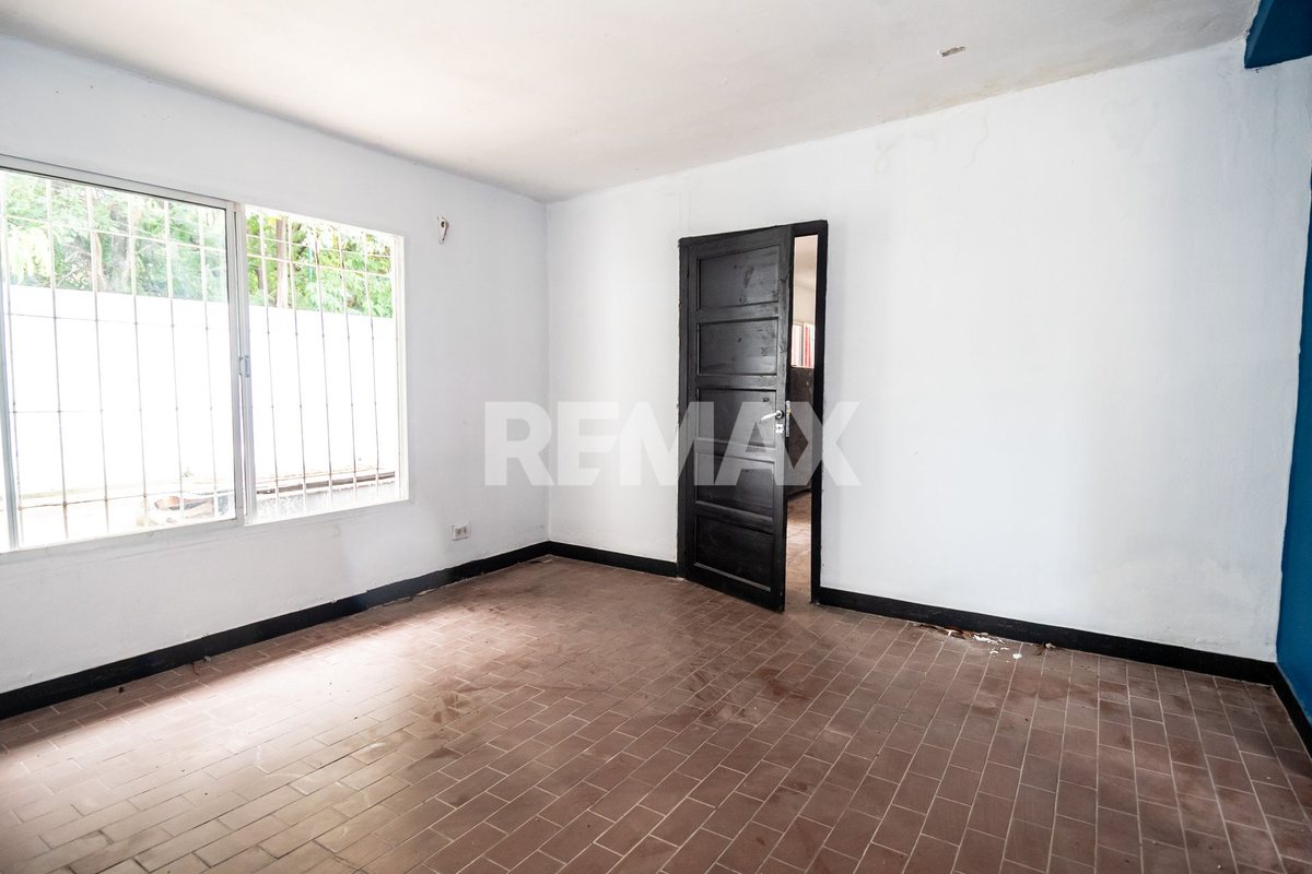 CASA EN VENTA MACROCENTRO ZONA MERCADO ARTESANAL — foto 10