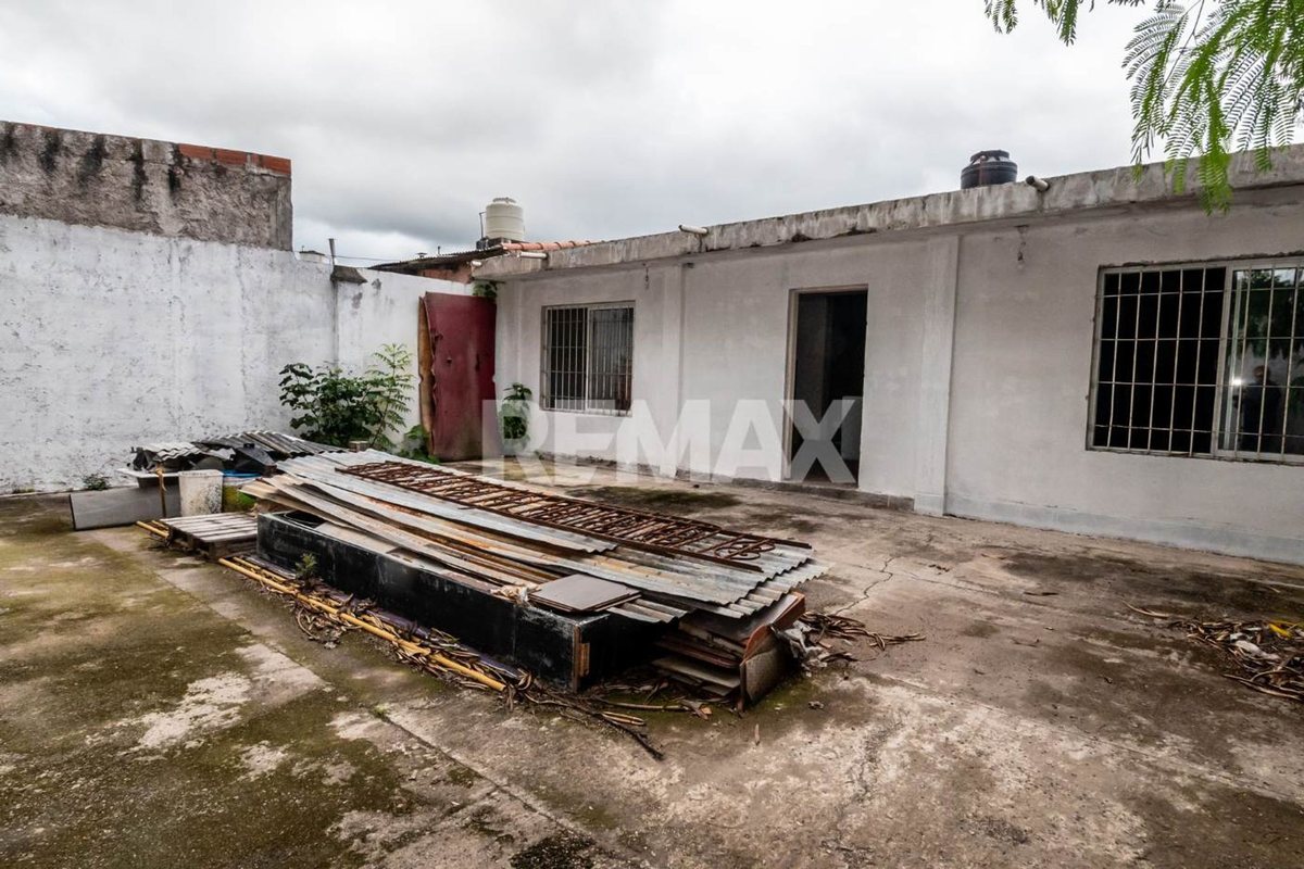 CASA EN VENTA MACROCENTRO ZONA MERCADO ARTESANAL - 26