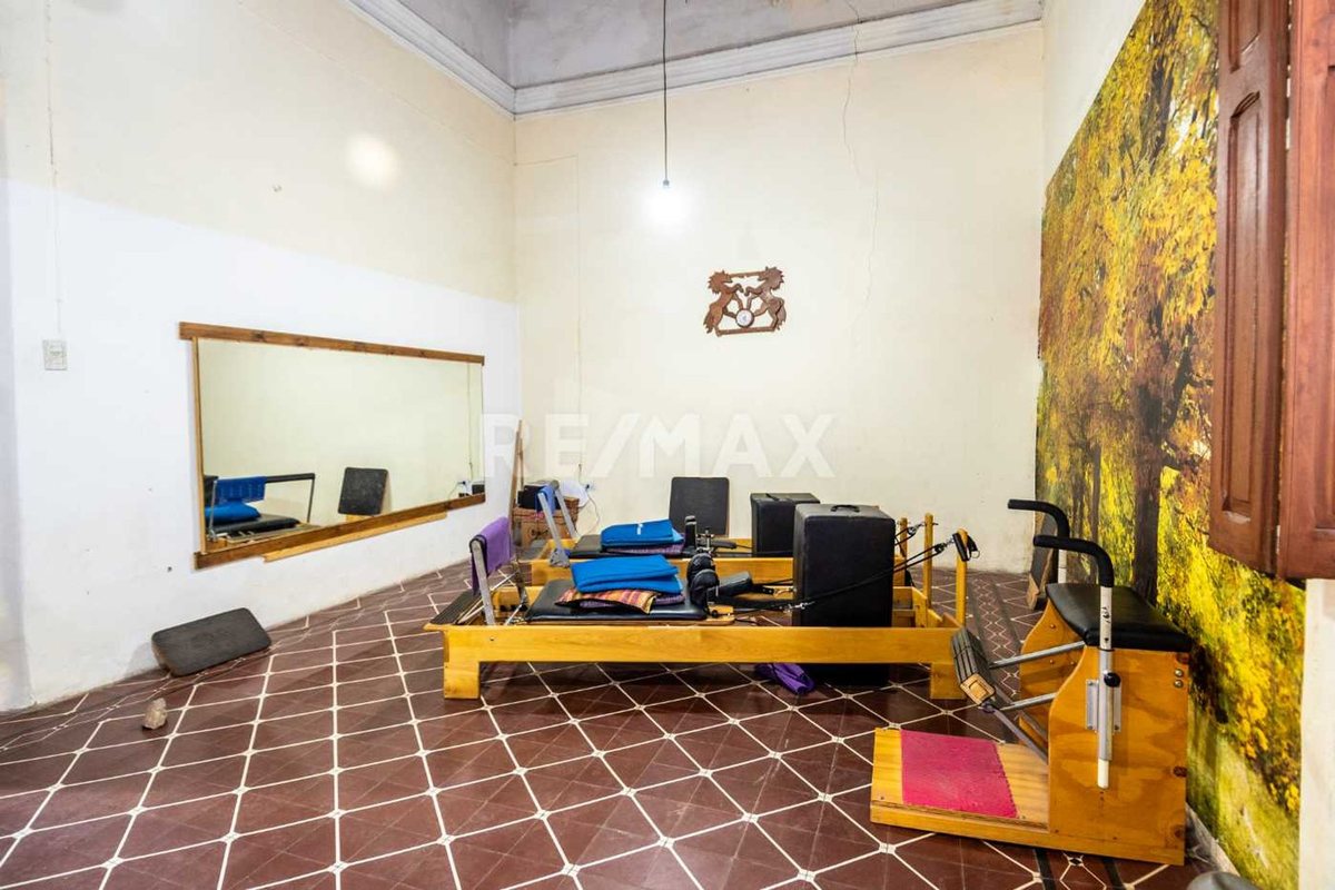 VENTA CASA 5 DORM MACROCENTRO APTA CREDITO - 11