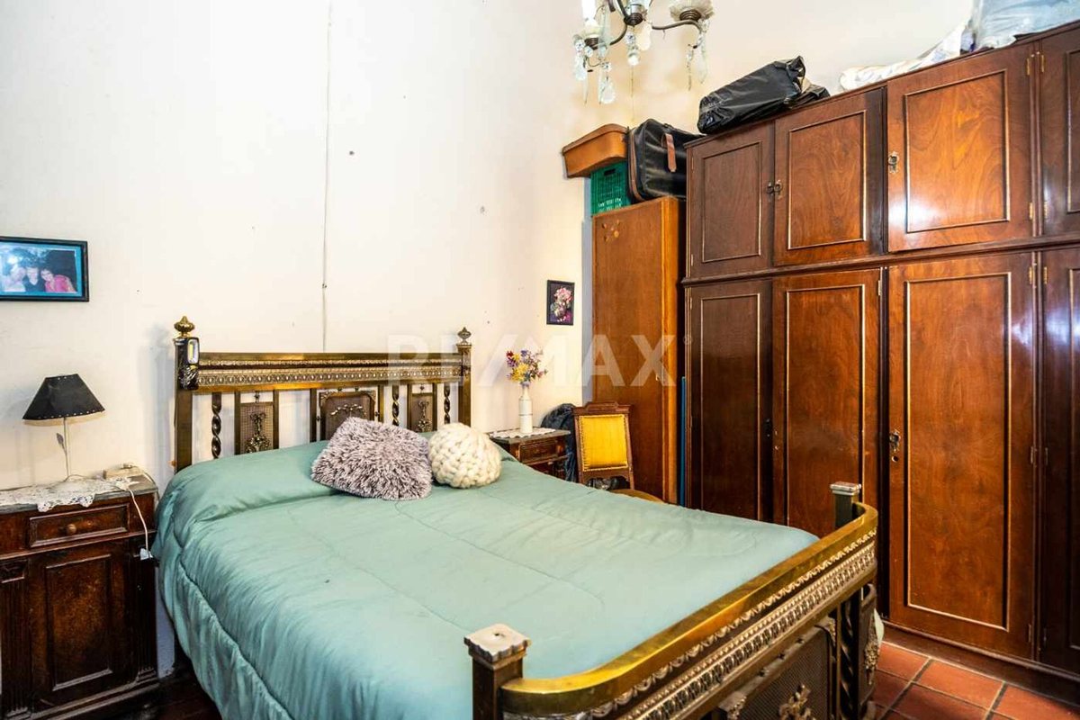 VENTA CASA 5 DORM MACROCENTRO APTA CREDITO - 14