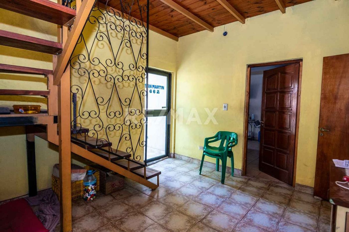 VENTA CASA 5 DORM MACROCENTRO APTA CREDITO - 19