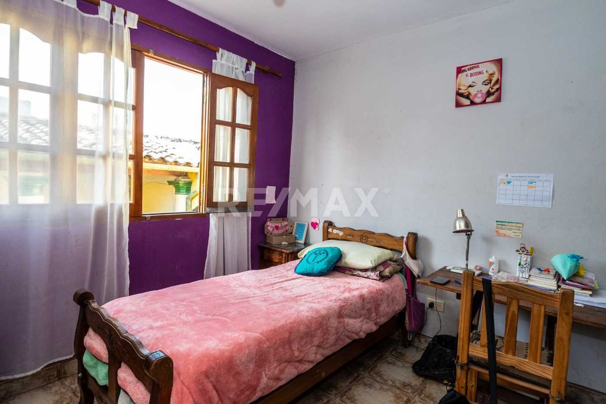 VENTA CASA 5 DORM MACROCENTRO APTA CREDITO - 24